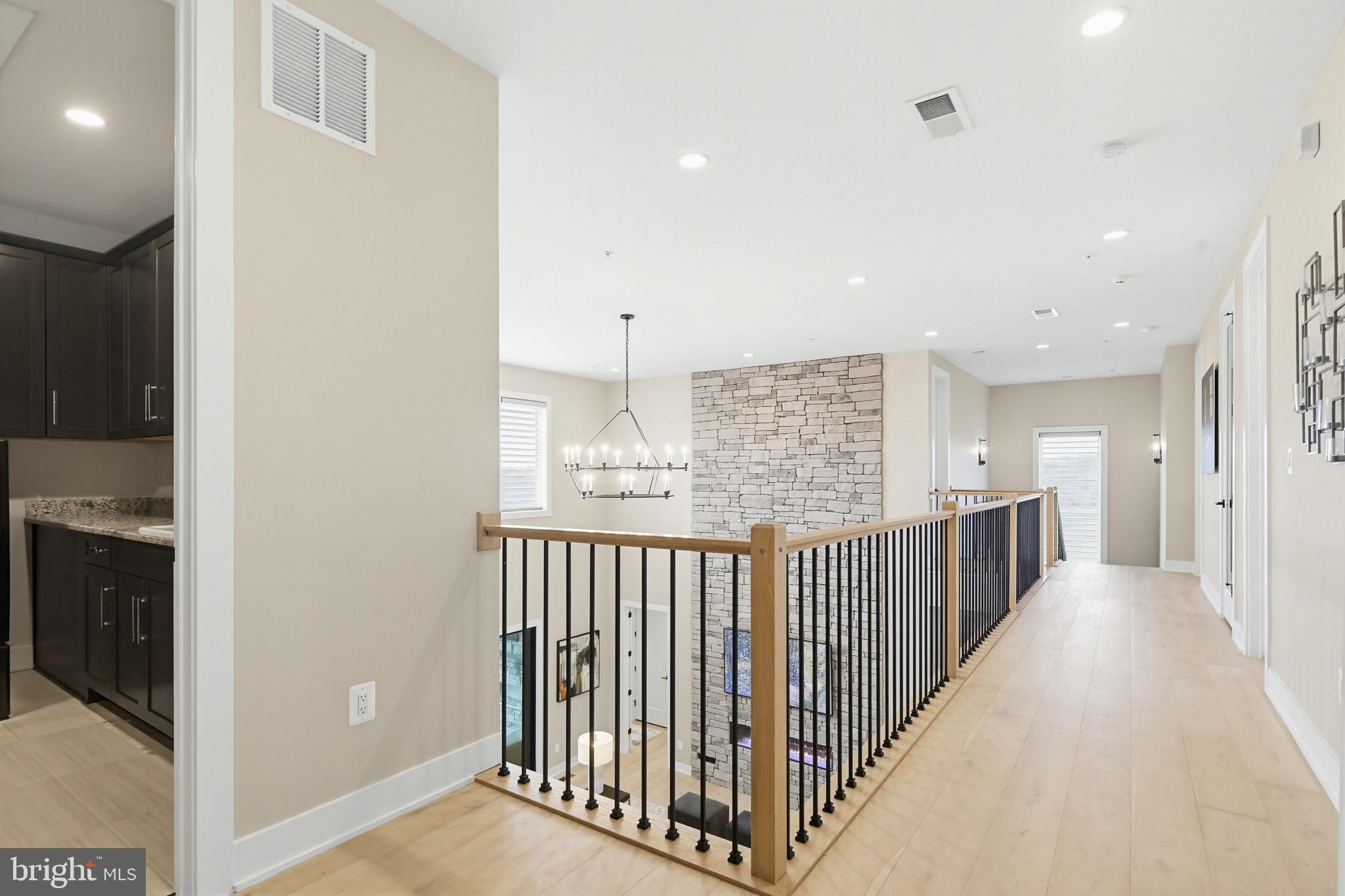 LINDEN GROVE - Residential