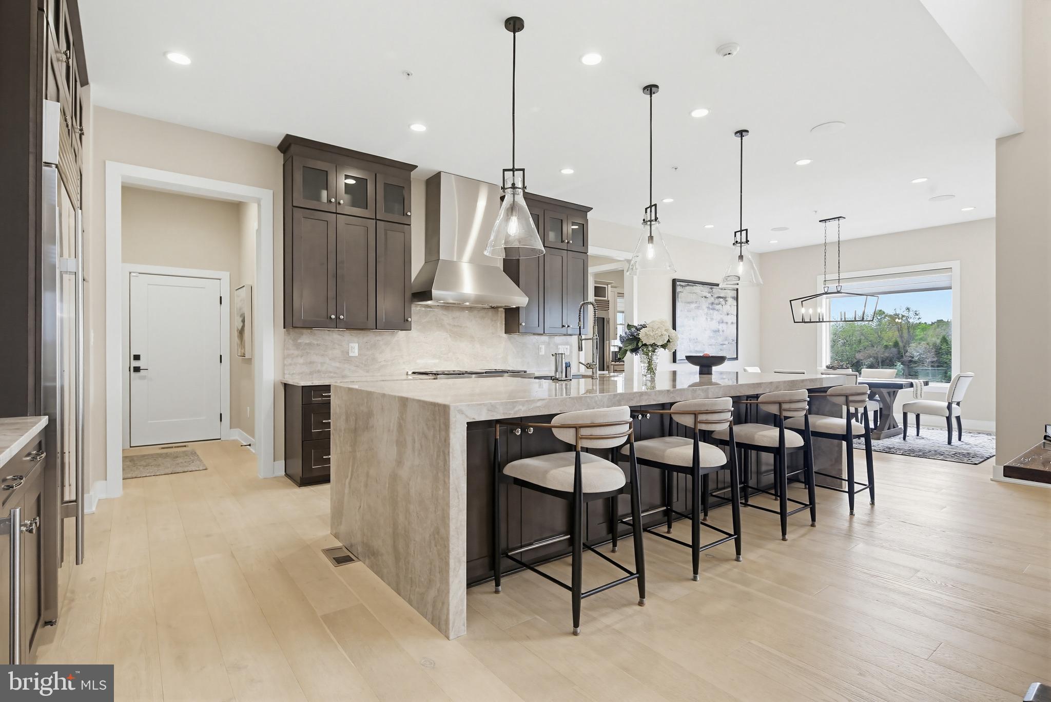 LINDEN GROVE - Residential