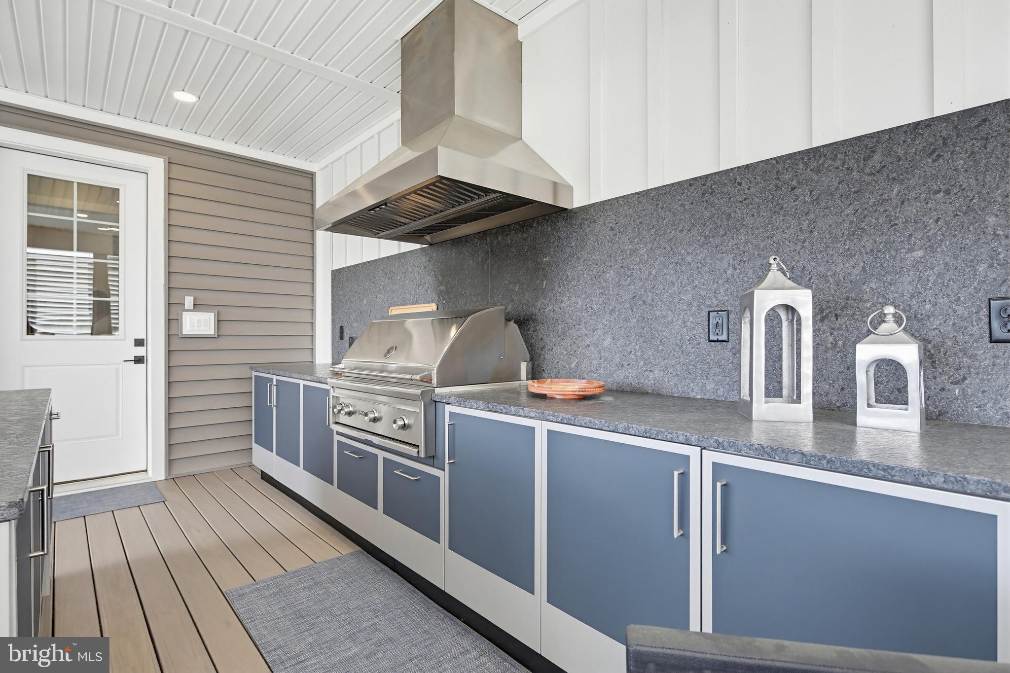 LINDEN GROVE - Residential