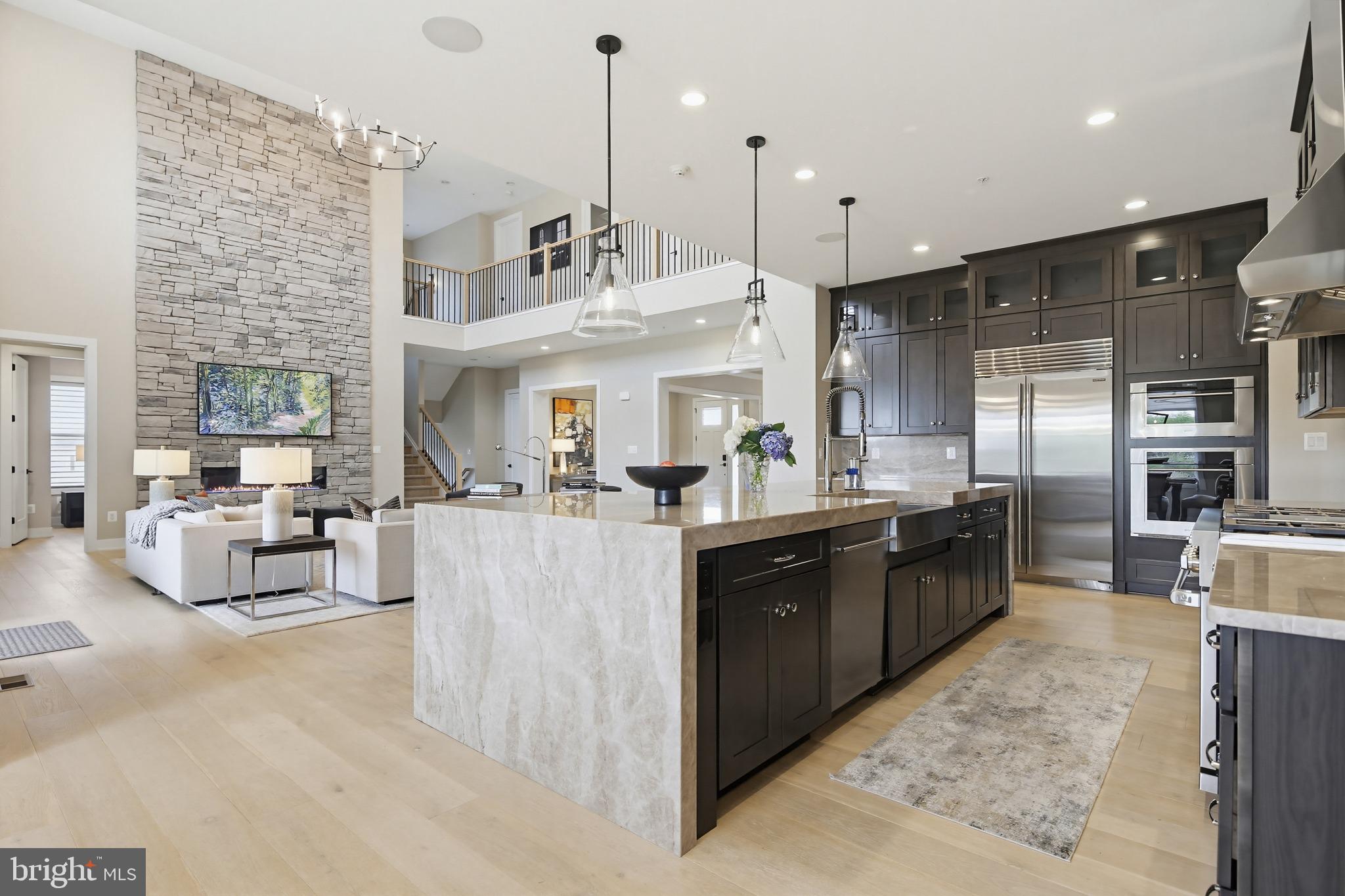 LINDEN GROVE - Residential