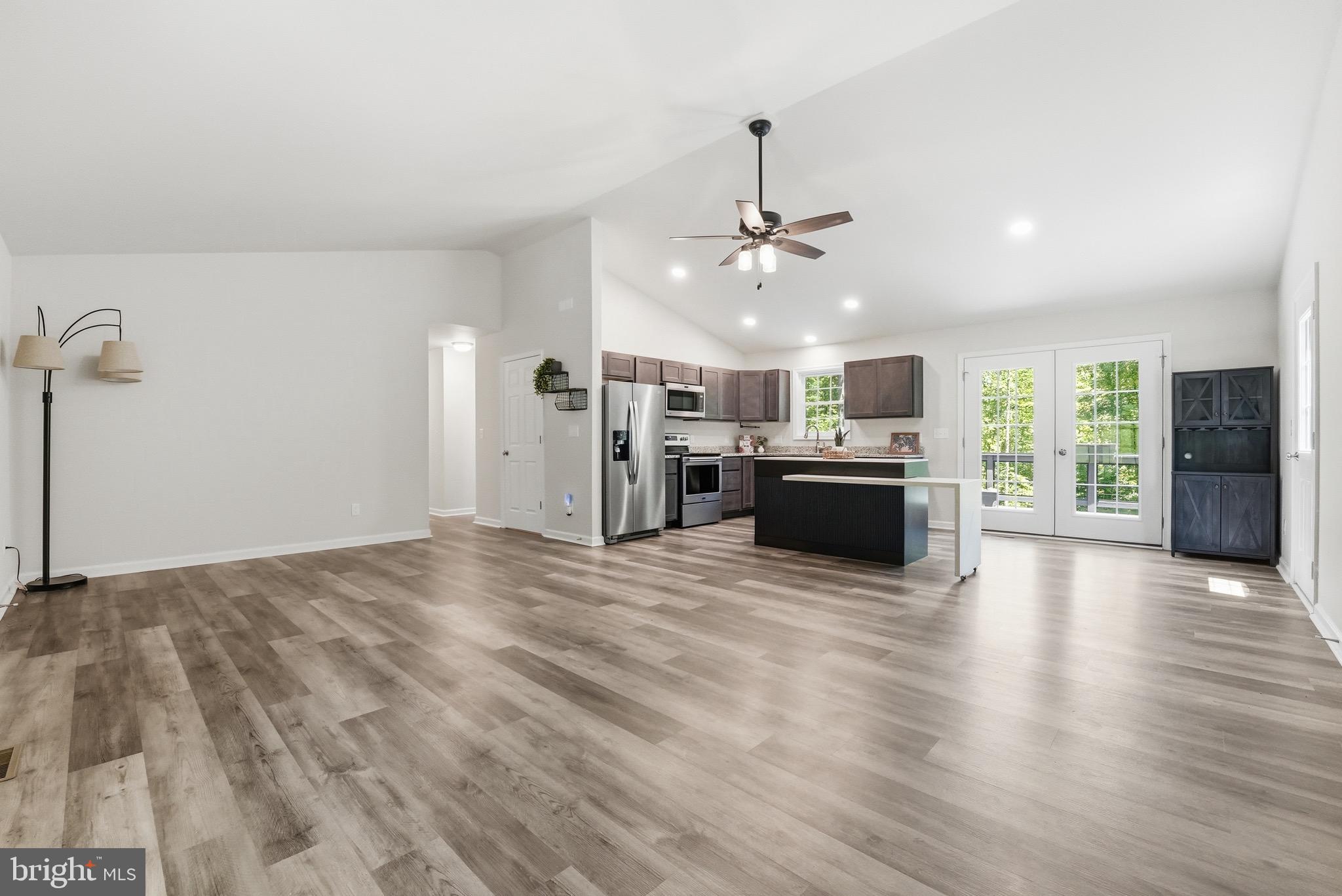 898 SEVILLE RD.