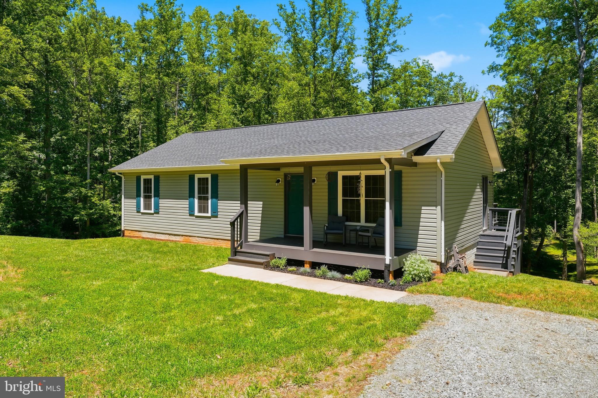 898 SEVILLE RD.