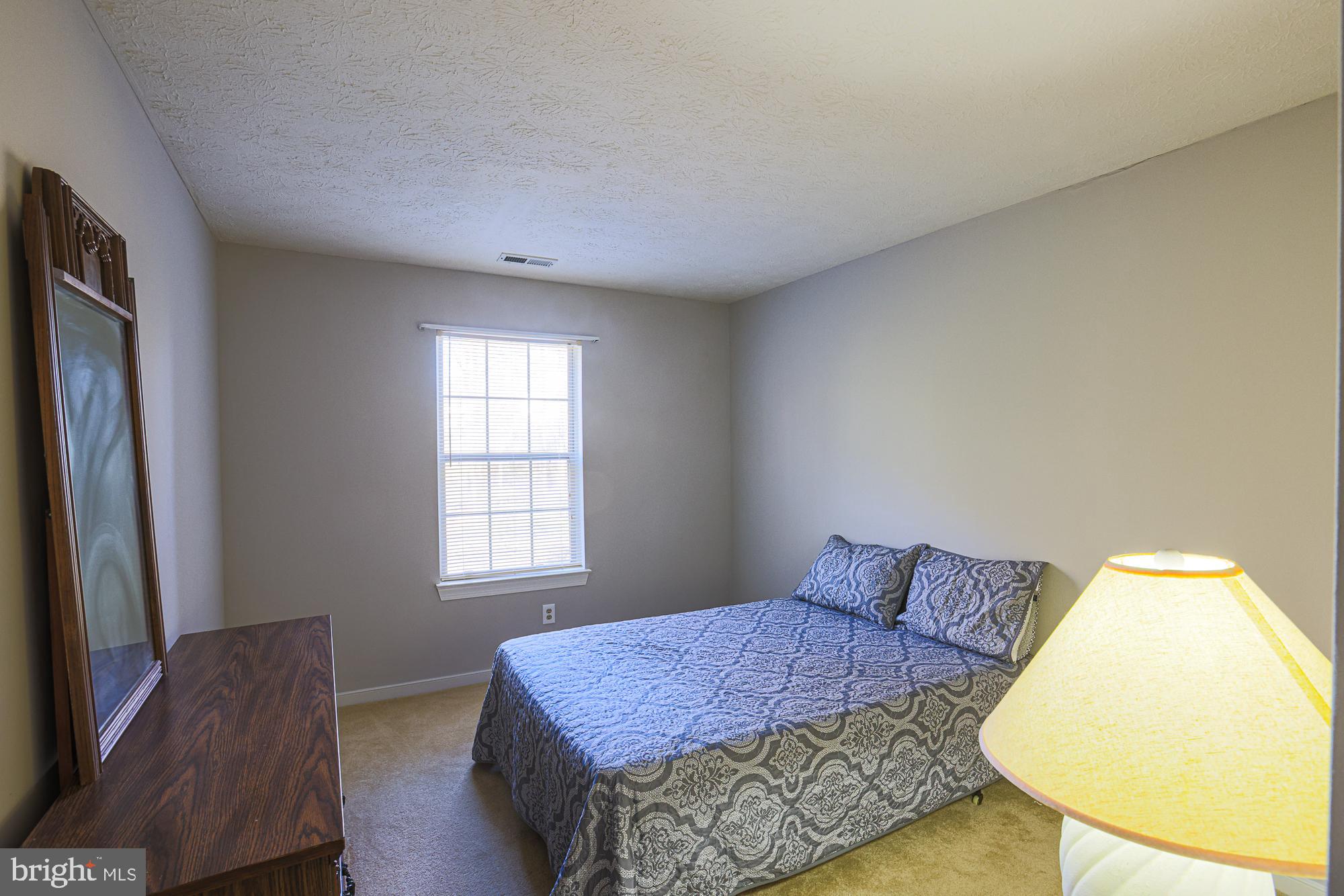 THE COURTYARDS AT POND - Residential