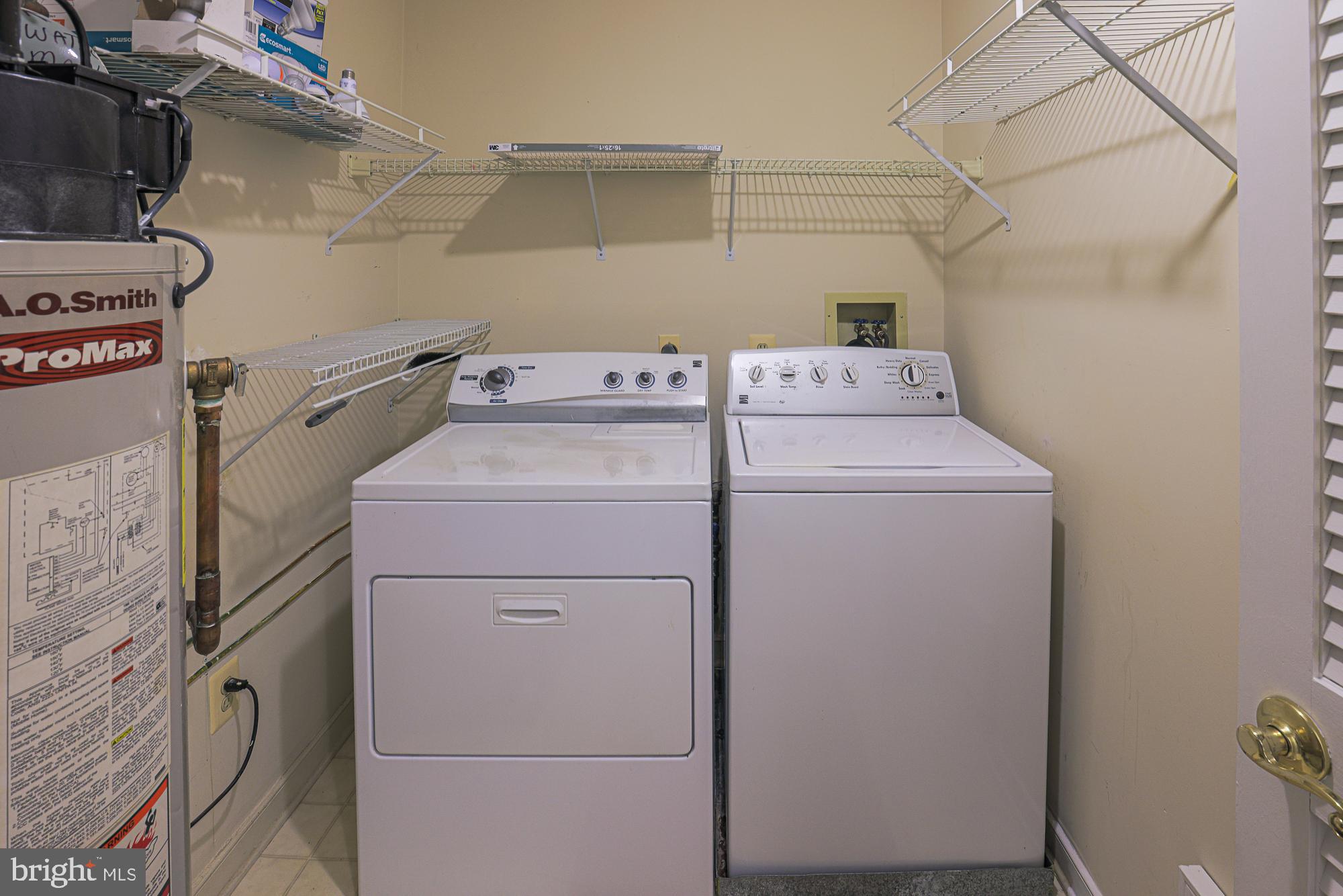 THE COURTYARDS AT POND - Residential