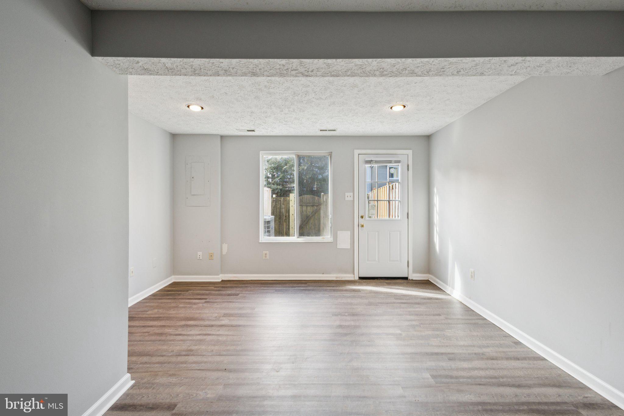 NEWINGTON HEIGHTS - Residential Lease