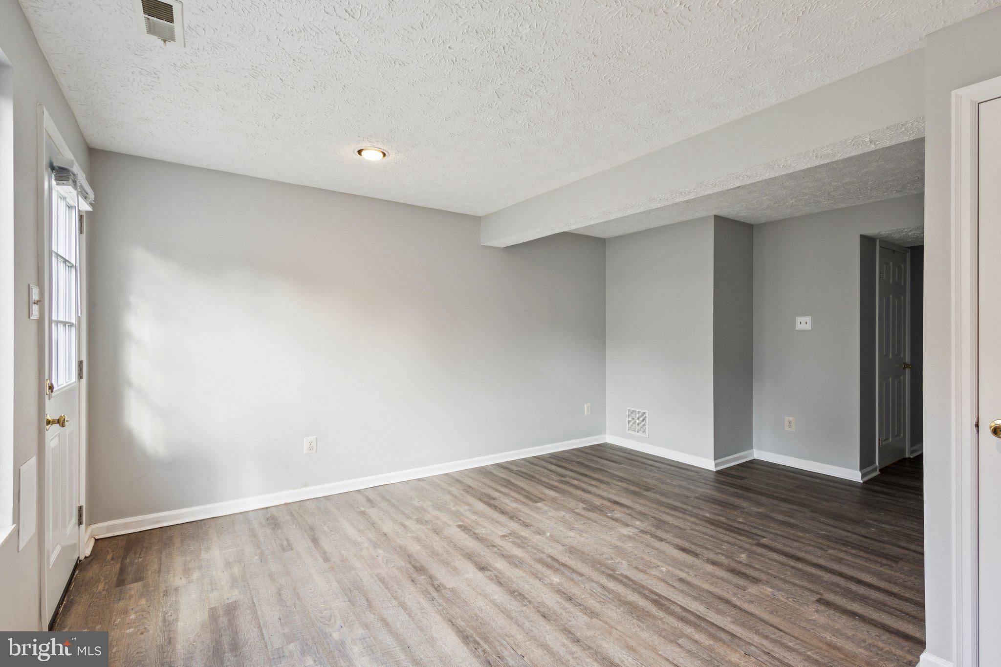 NEWINGTON HEIGHTS - Residential Lease