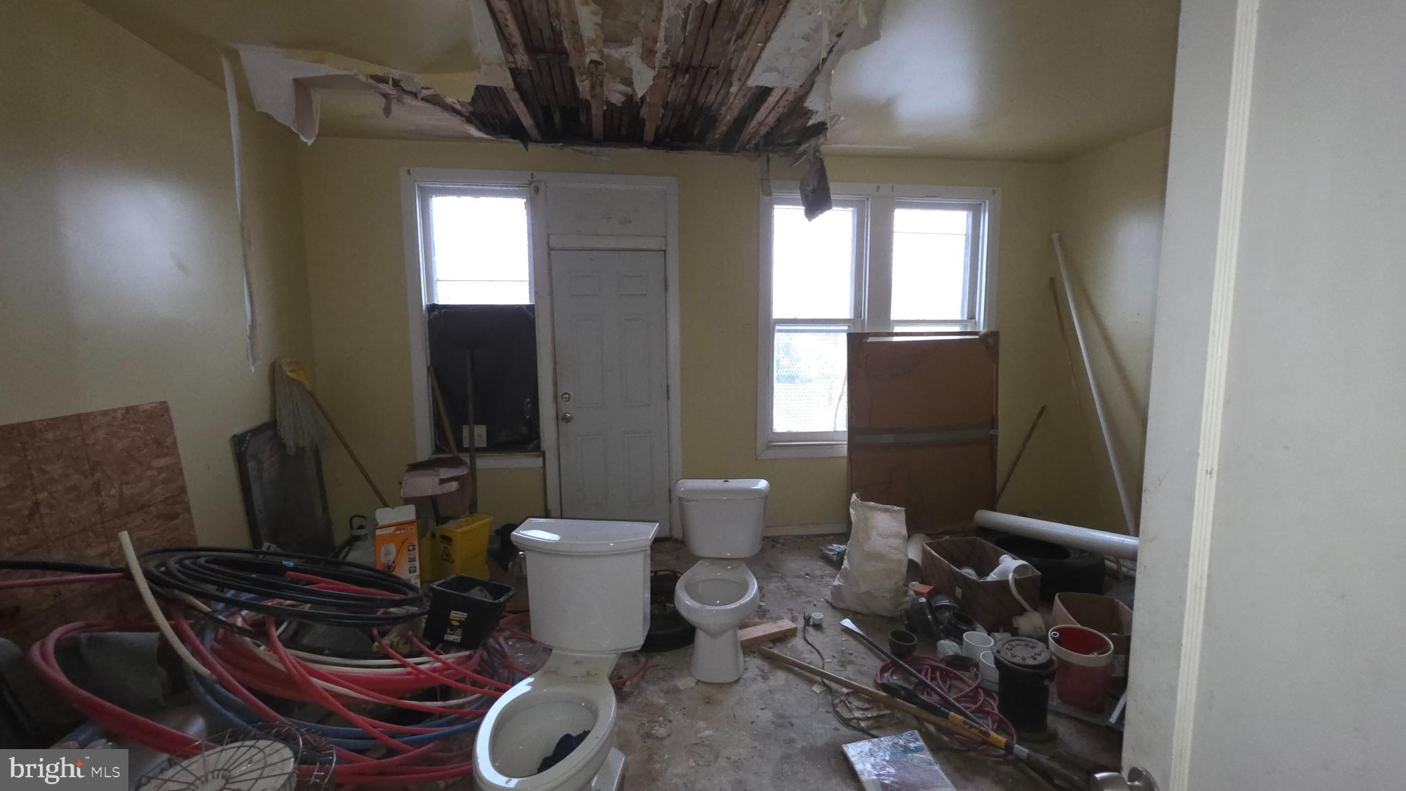 PIMLICO - Commercial Sale