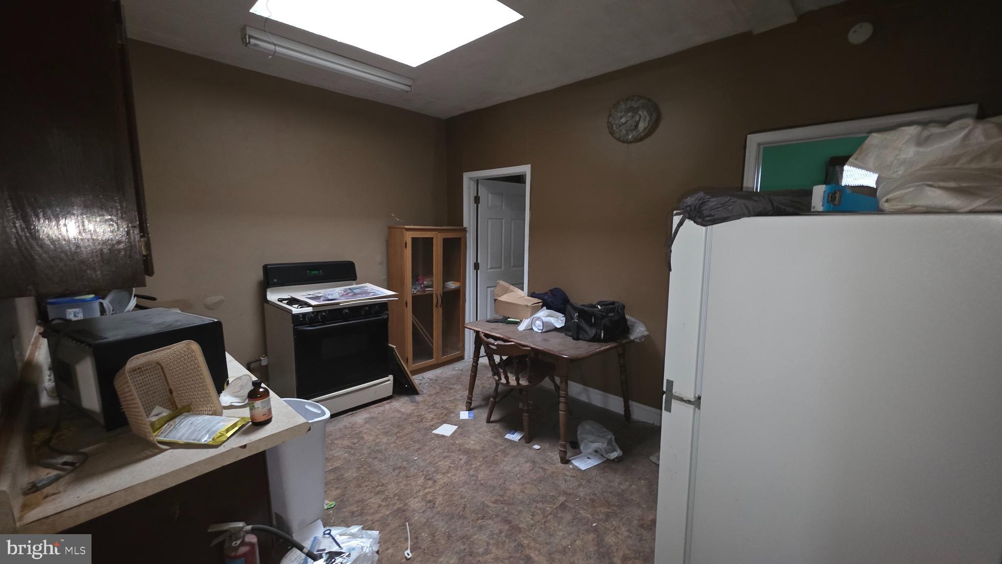 PIMLICO - Commercial Sale