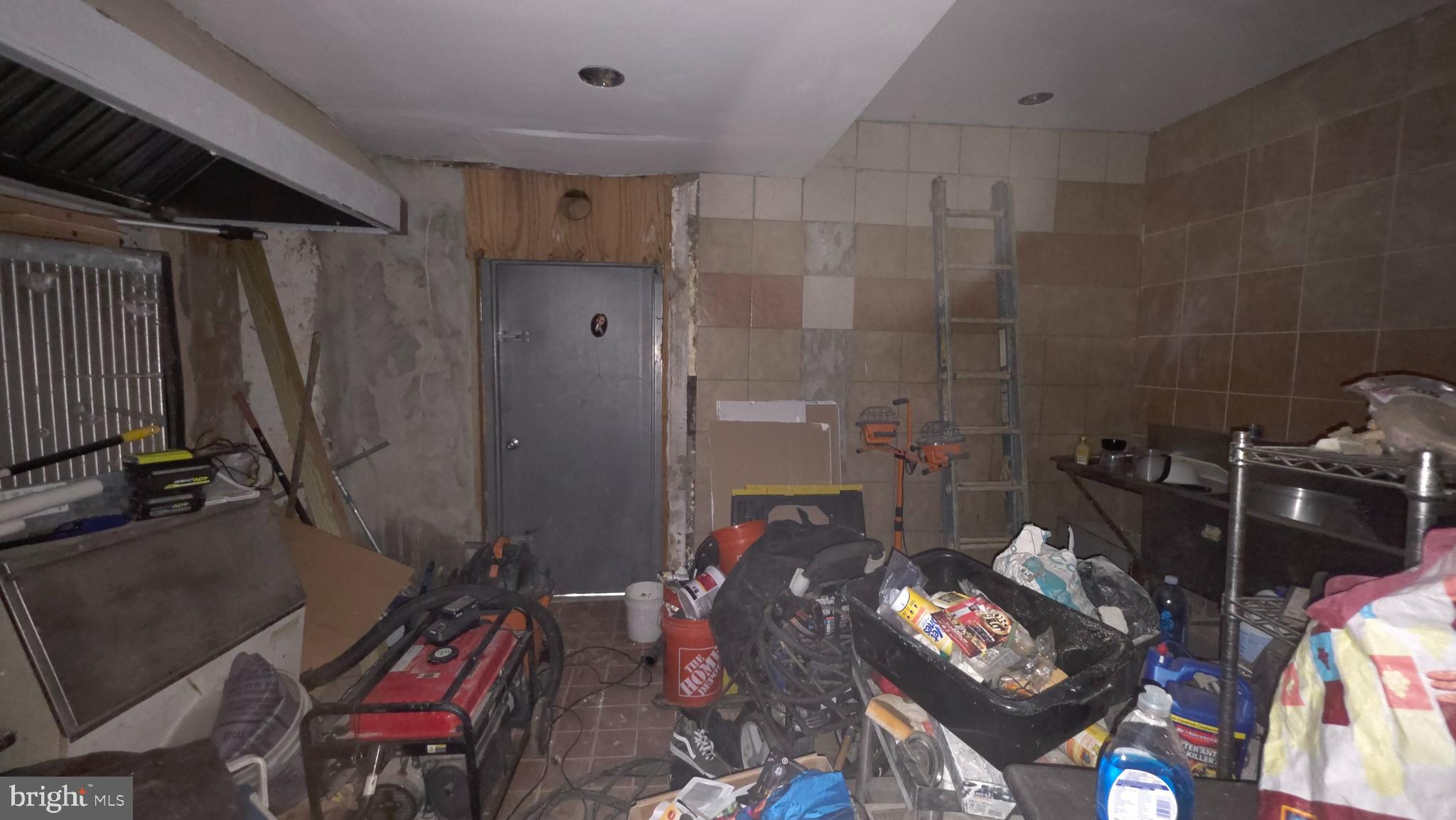 PIMLICO - Commercial Sale