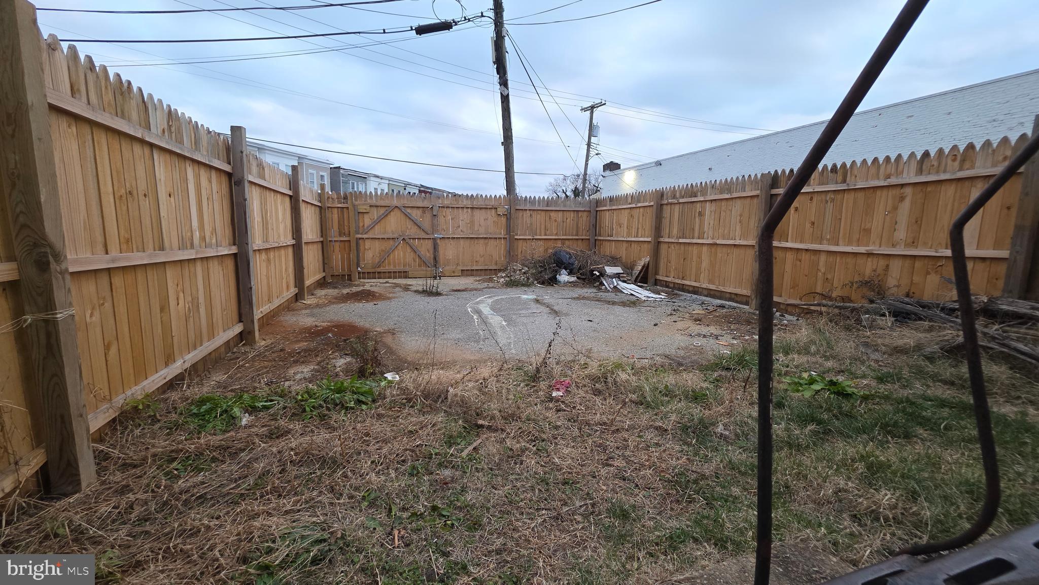 PIMLICO - Commercial Sale