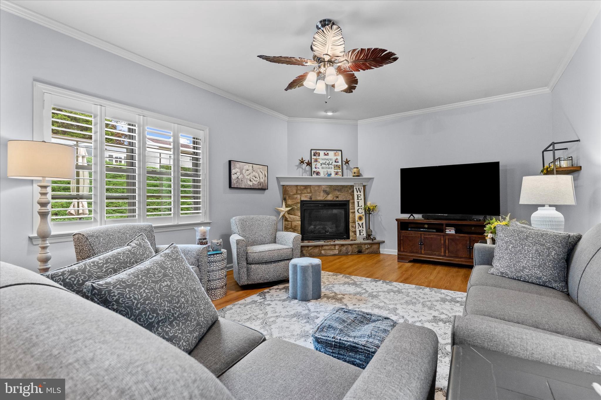 COVEY RUN - Residential