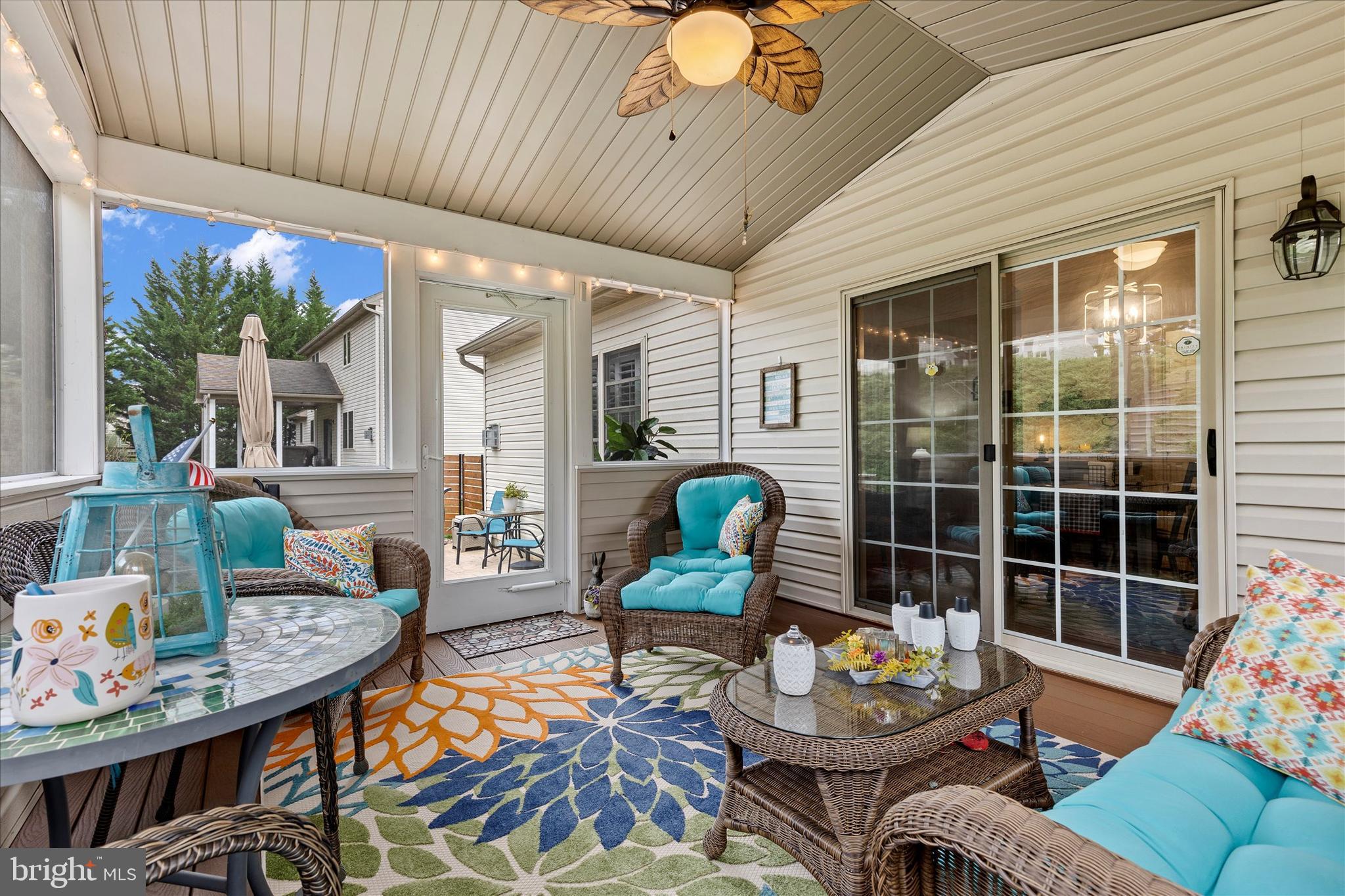 COVEY RUN - Residential