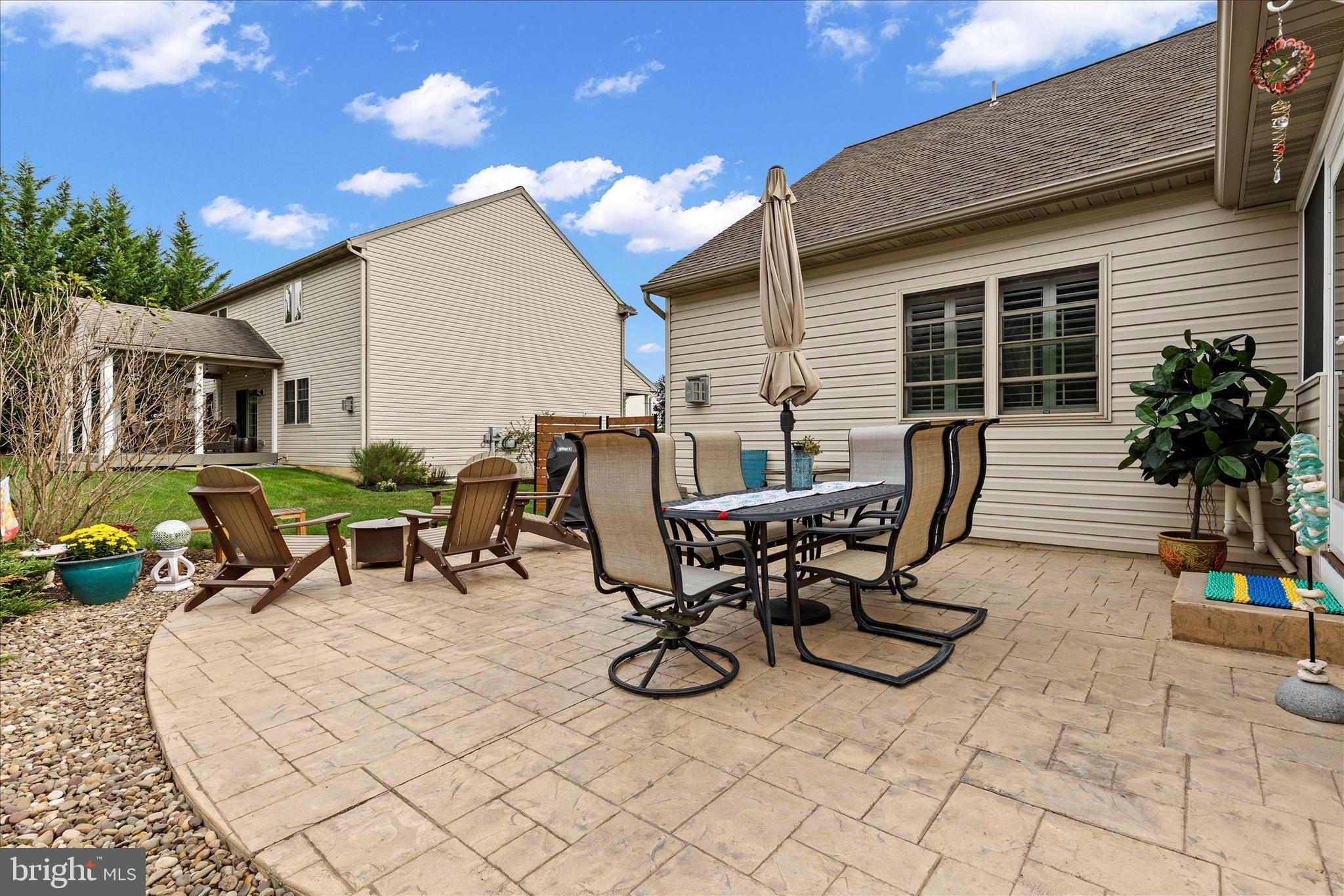 COVEY RUN - Residential