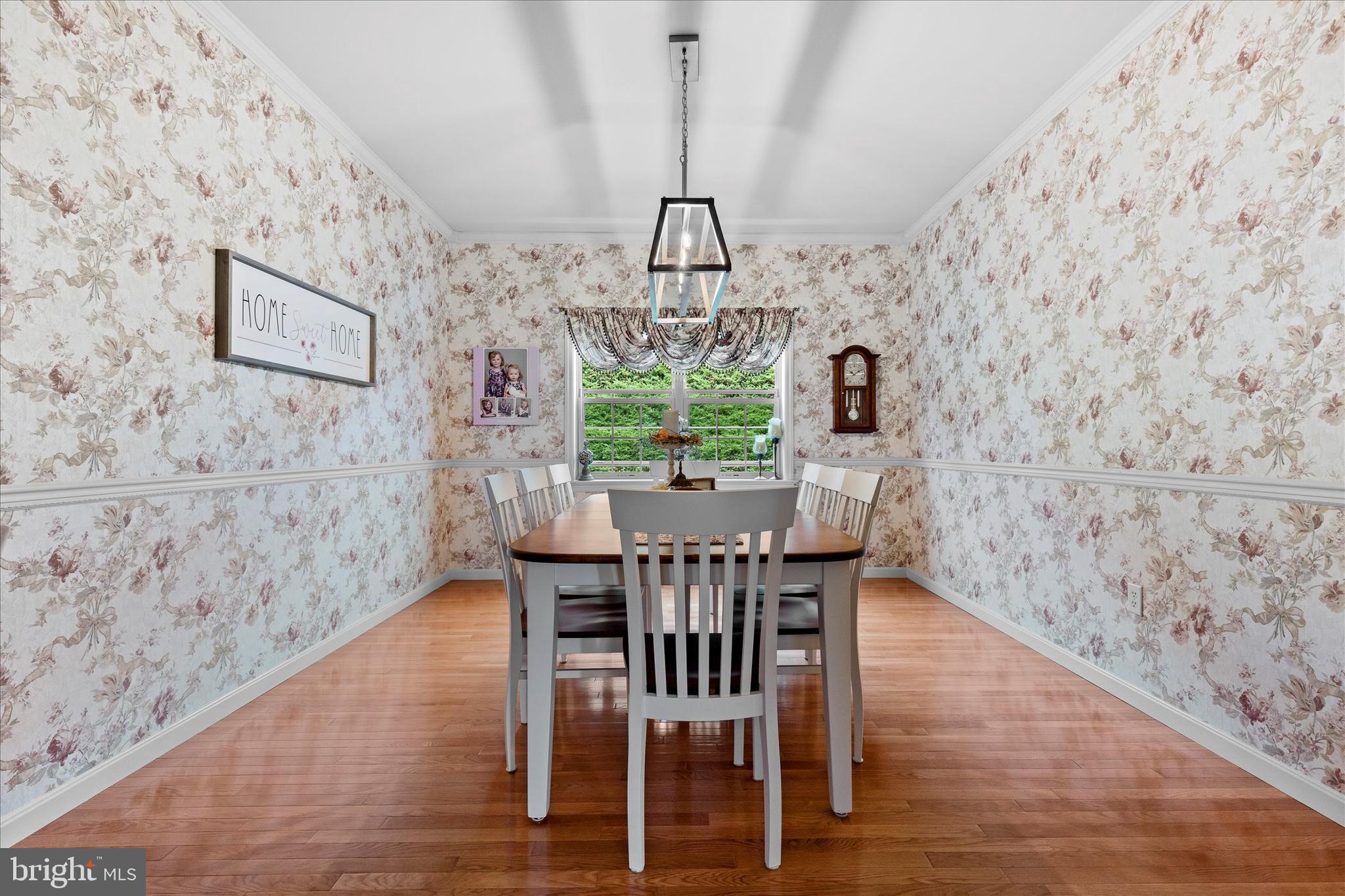 COVEY RUN - Residential