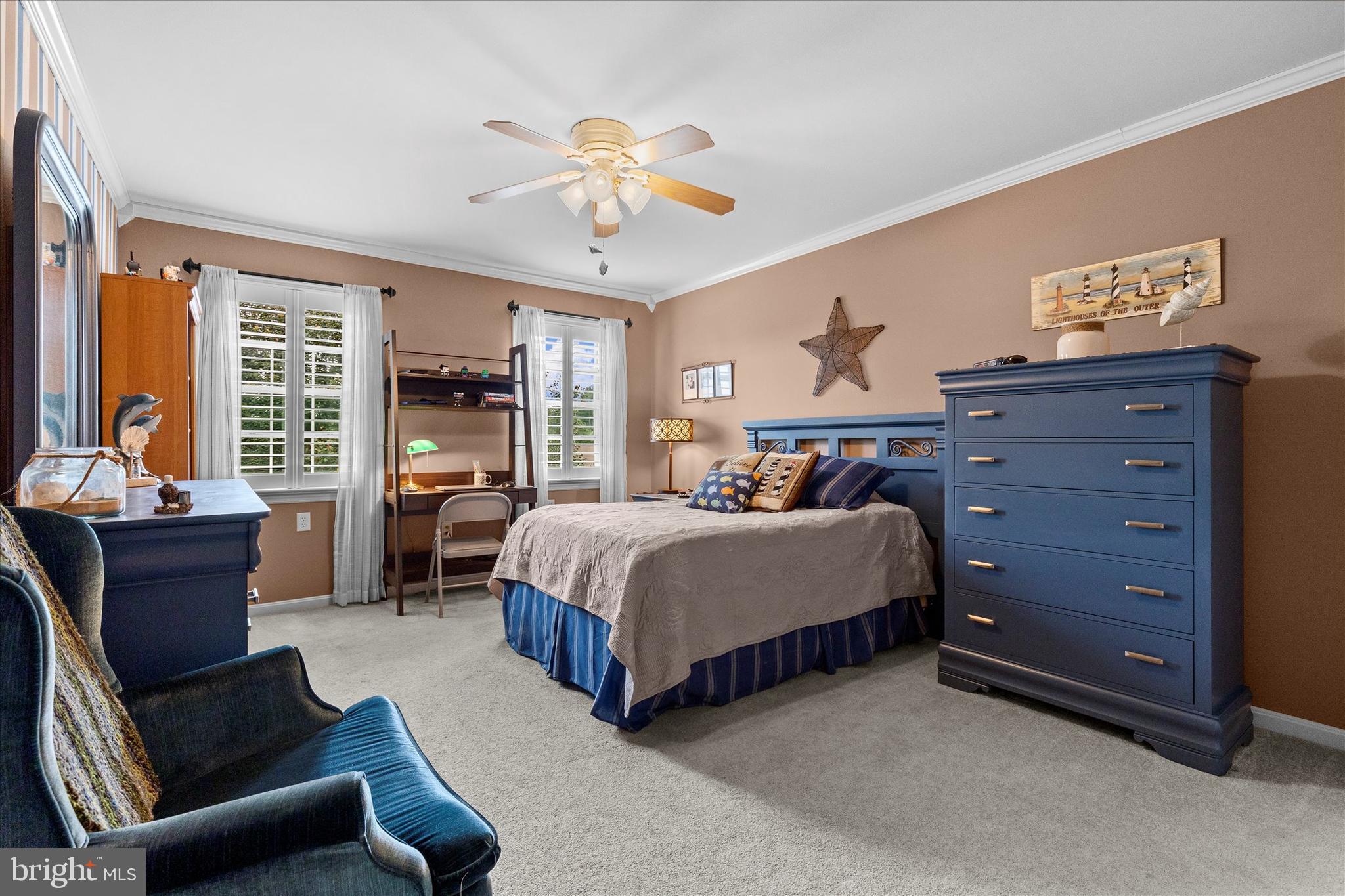 COVEY RUN - Residential