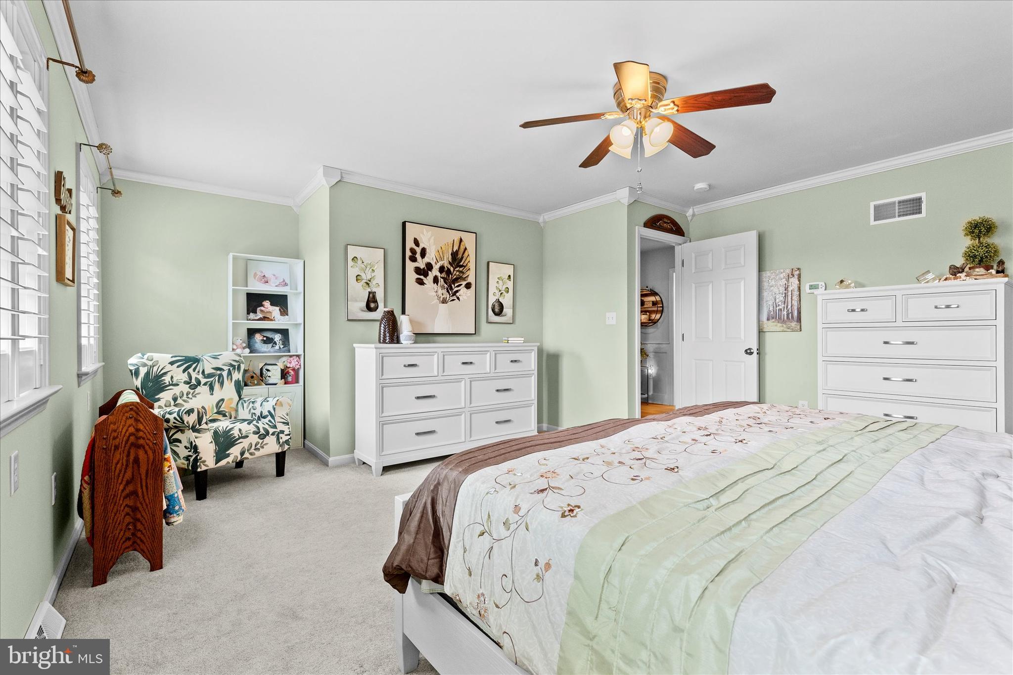 COVEY RUN - Residential