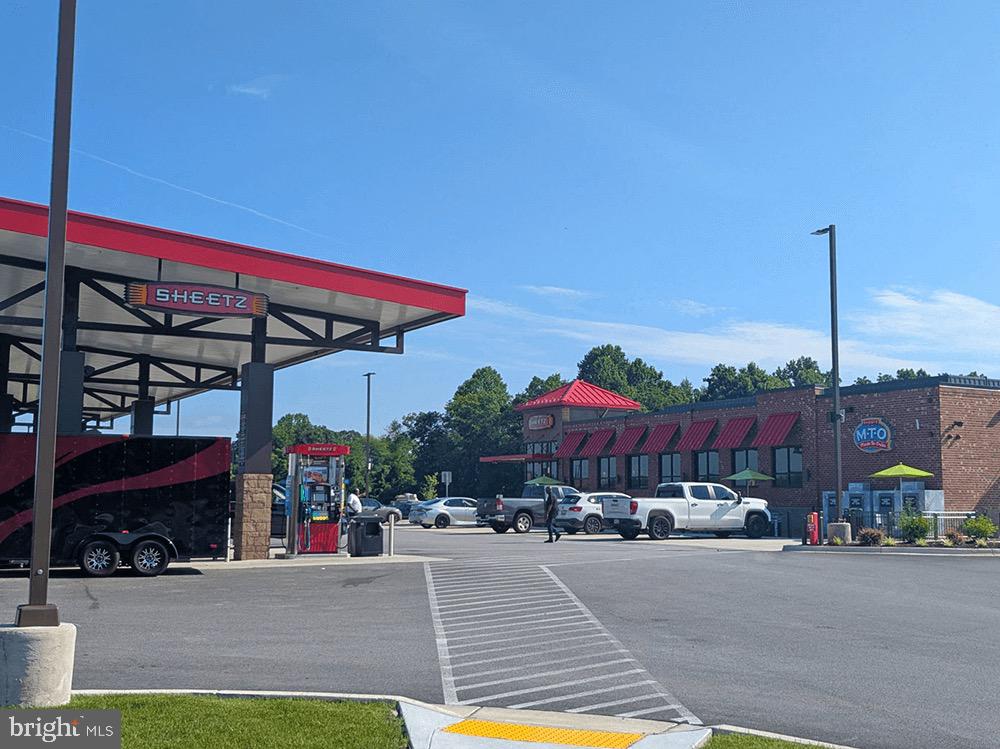 SOUTH LAKE - Residential