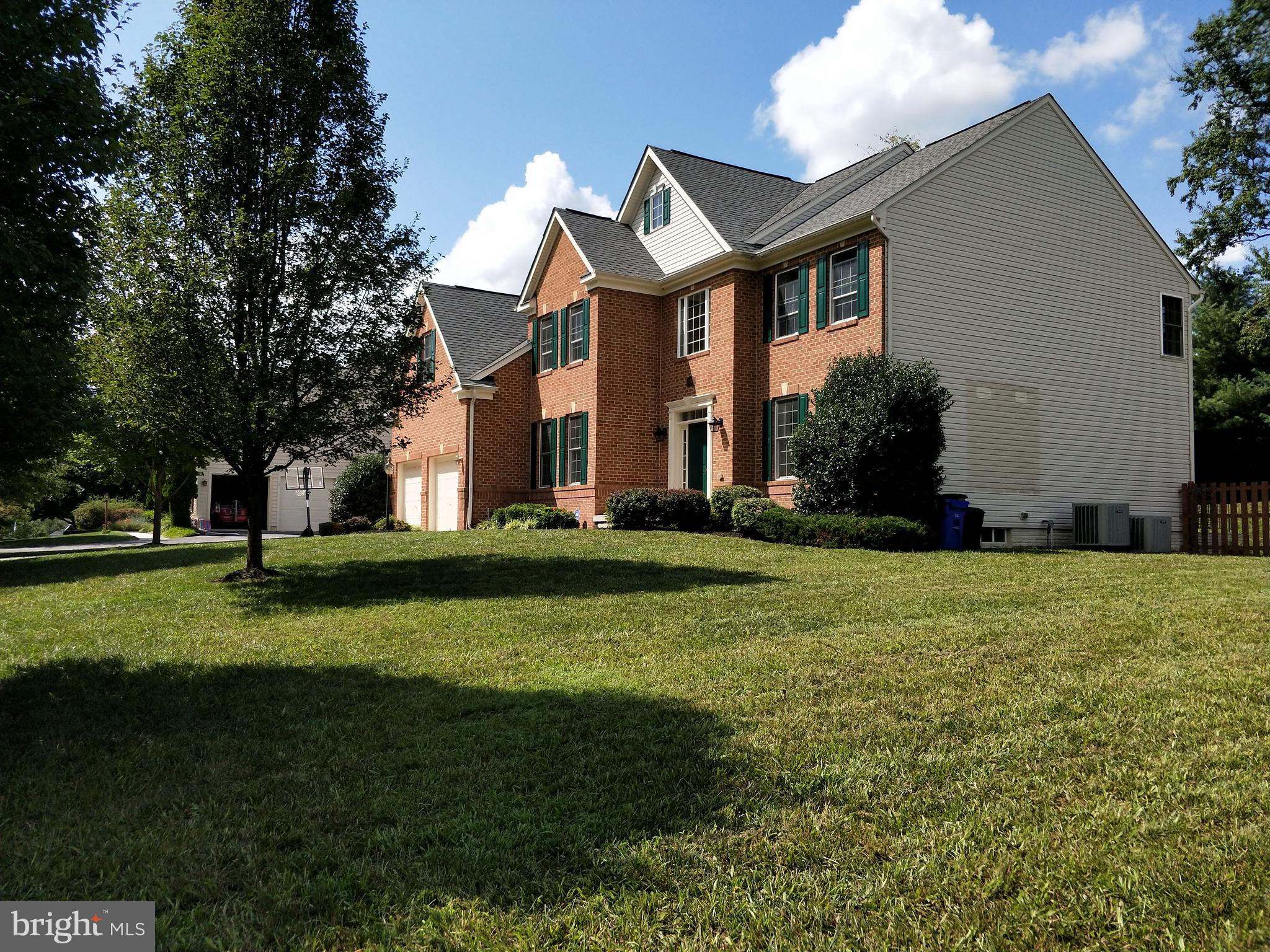 CHESTNUT CREST - Residential