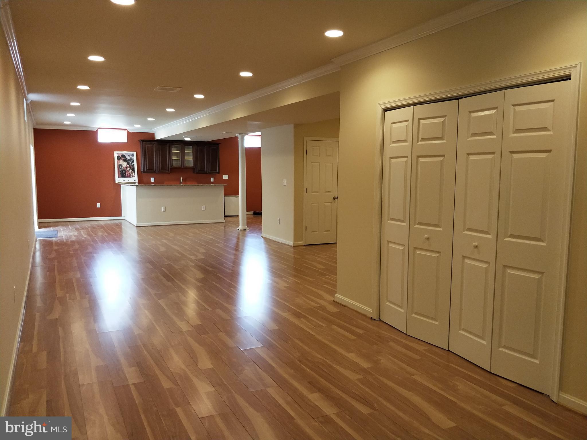 CHESTNUT CREST - Residential