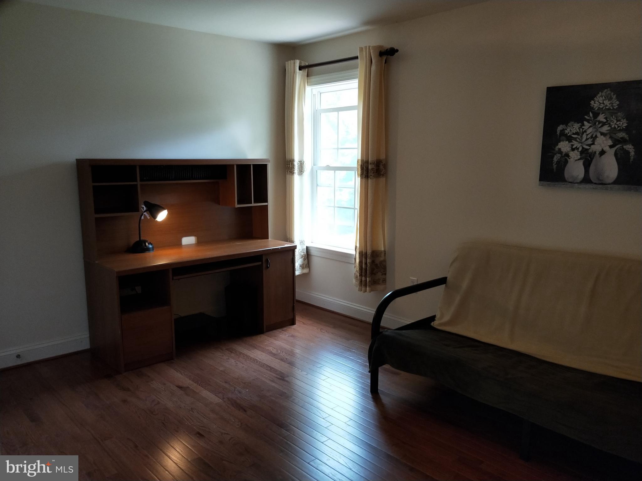 CHESTNUT CREST - Residential