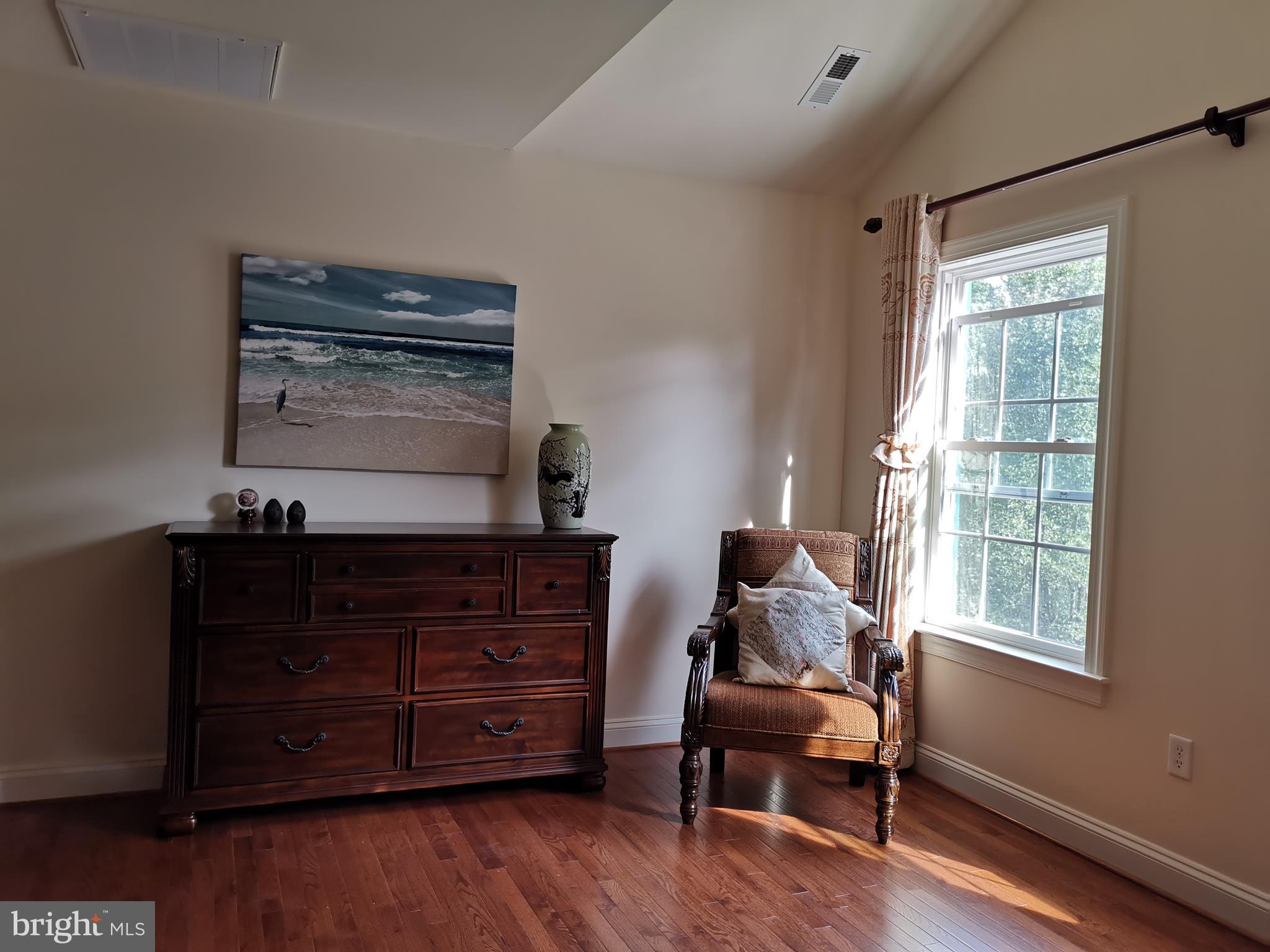 CHESTNUT CREST - Residential