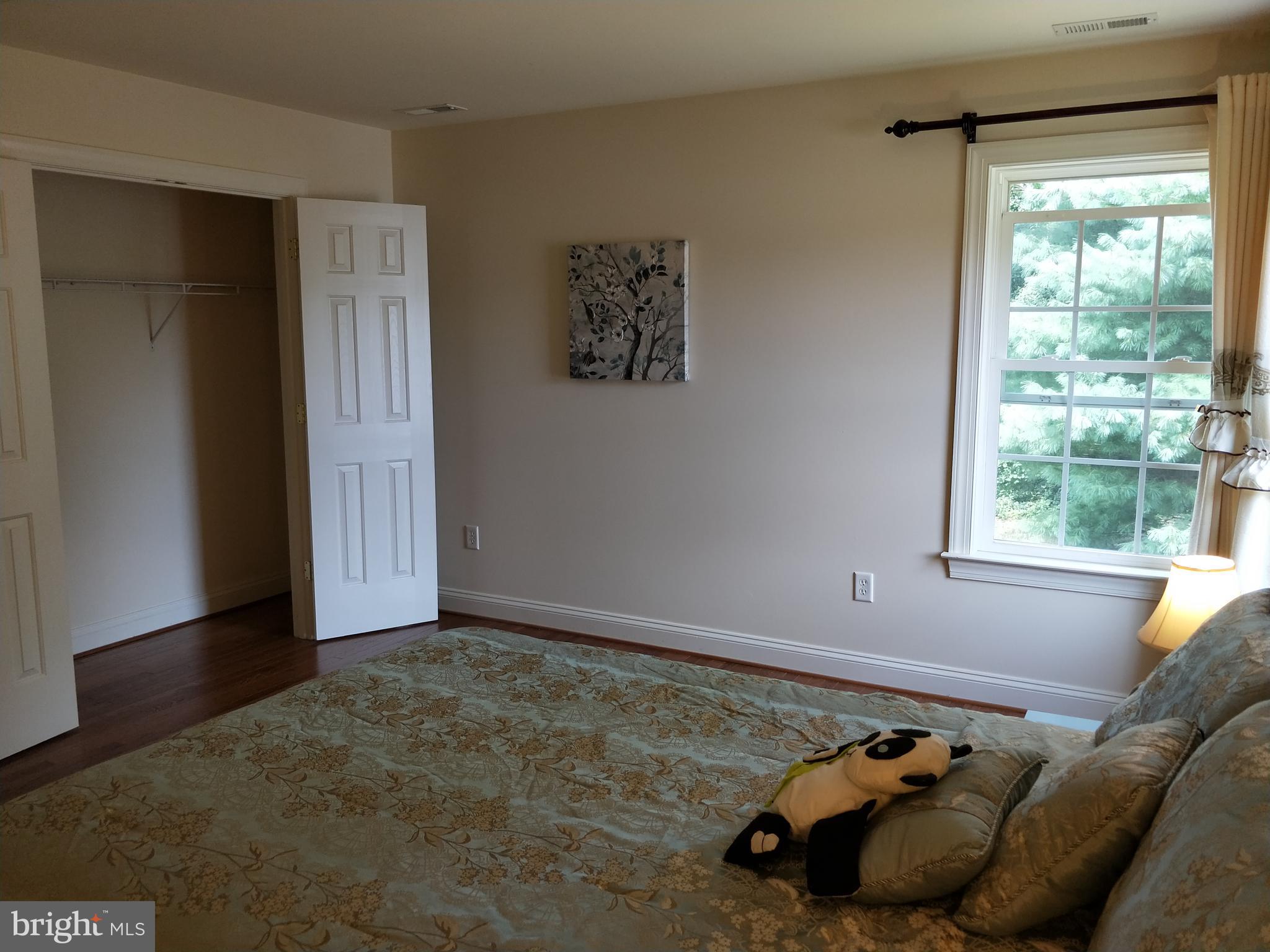 CHESTNUT CREST - Residential