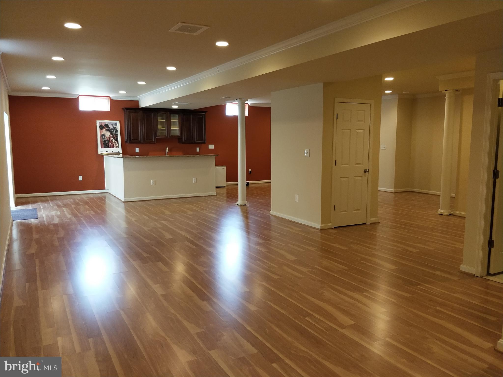 CHESTNUT CREST - Residential