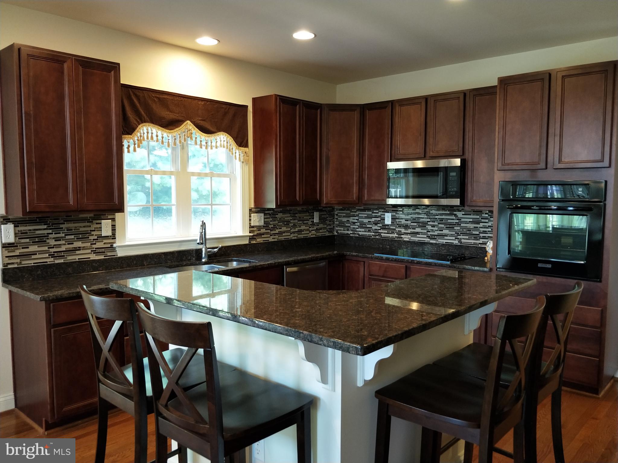 CHESTNUT CREST - Residential