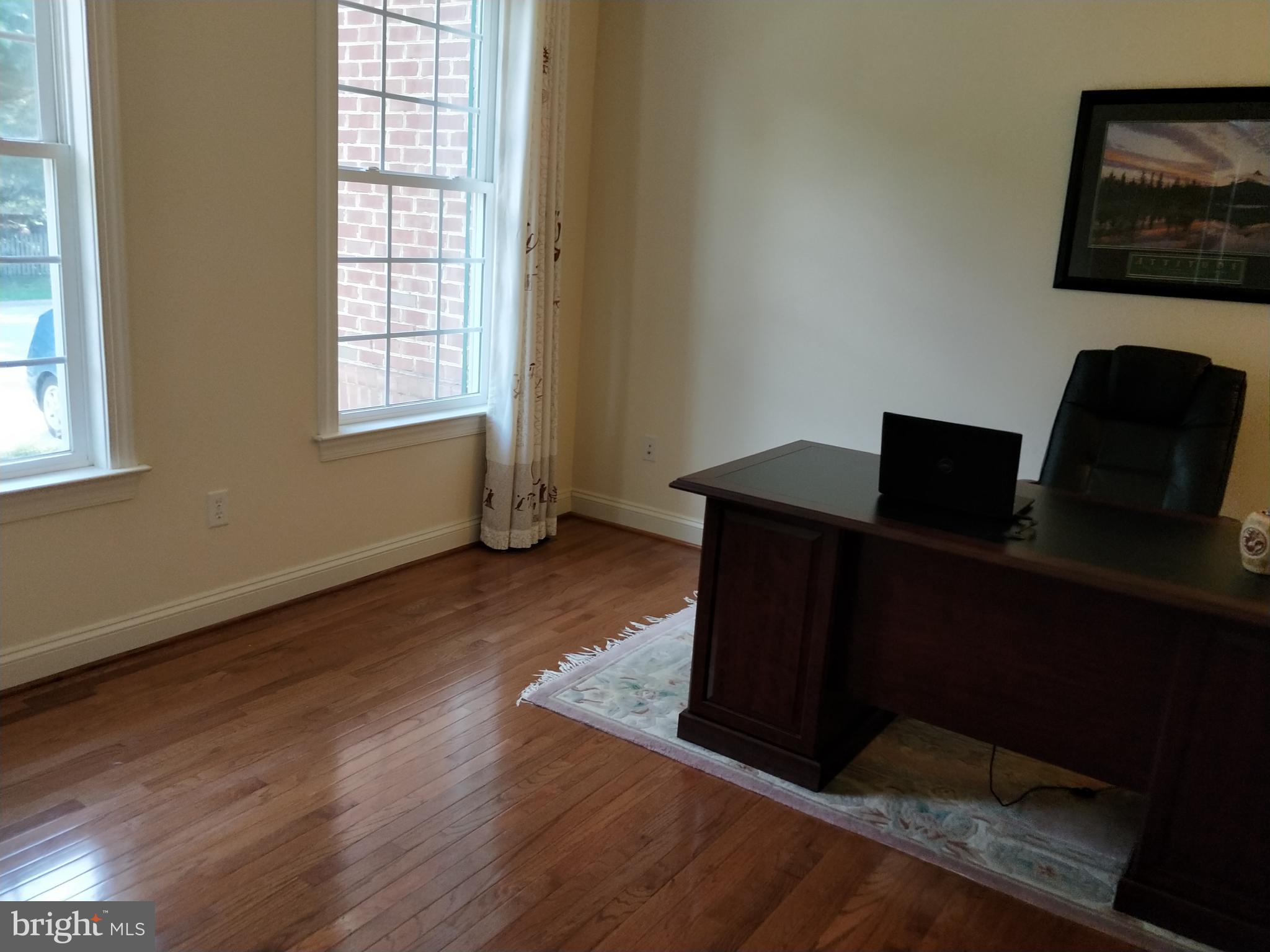 CHESTNUT CREST - Residential