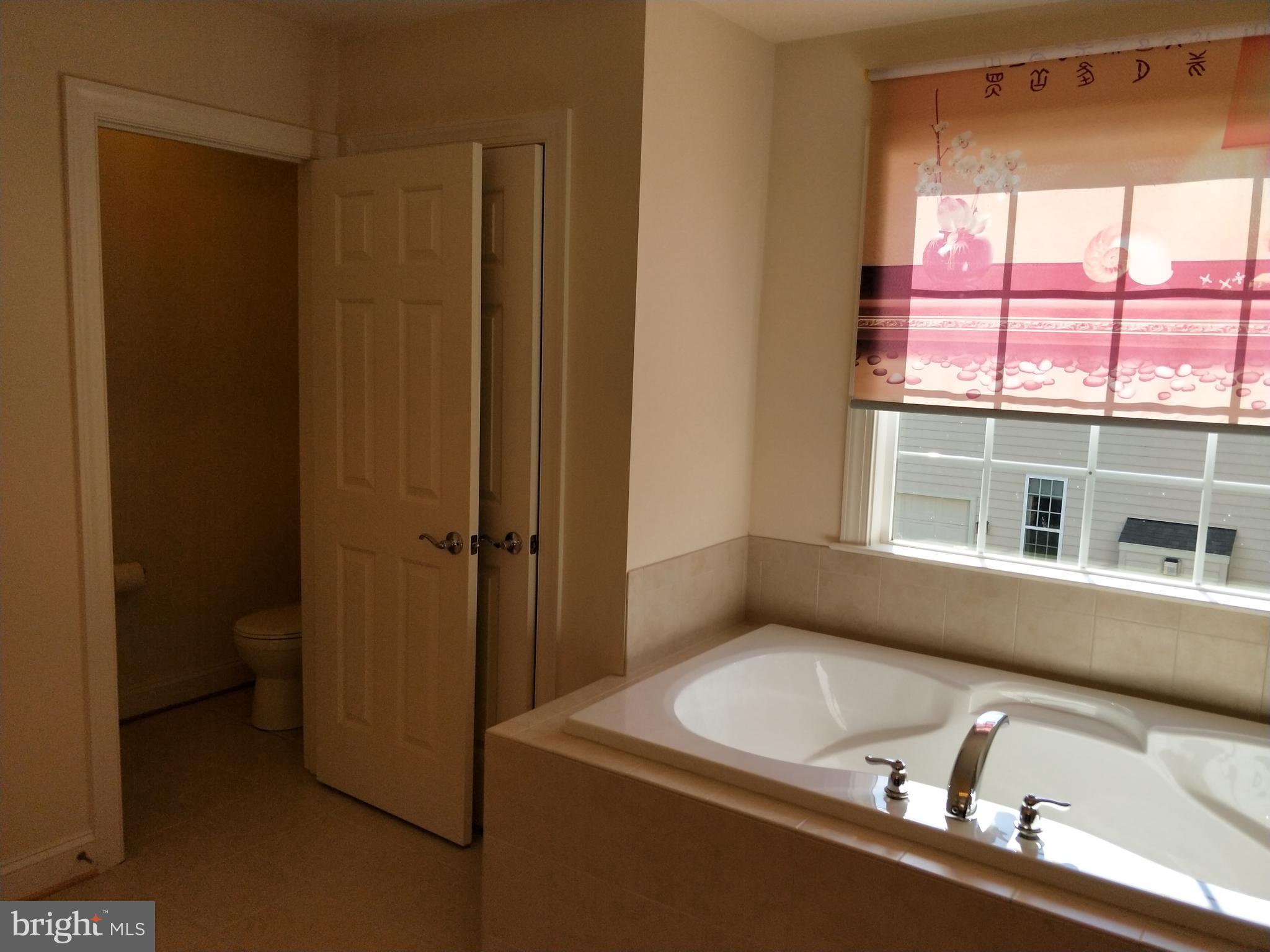 CHESTNUT CREST - Residential