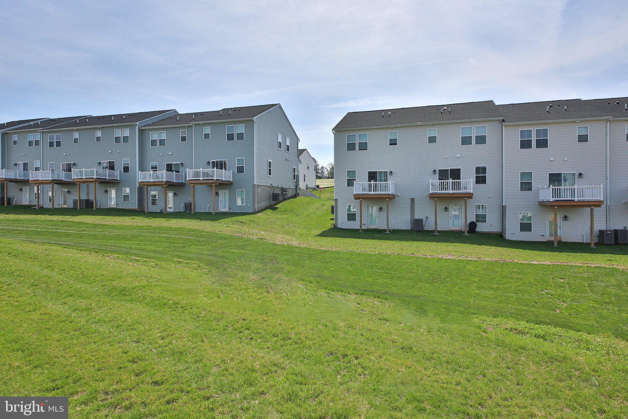 BROOKSIDE COURT AT UPPER SAUCON - Residential