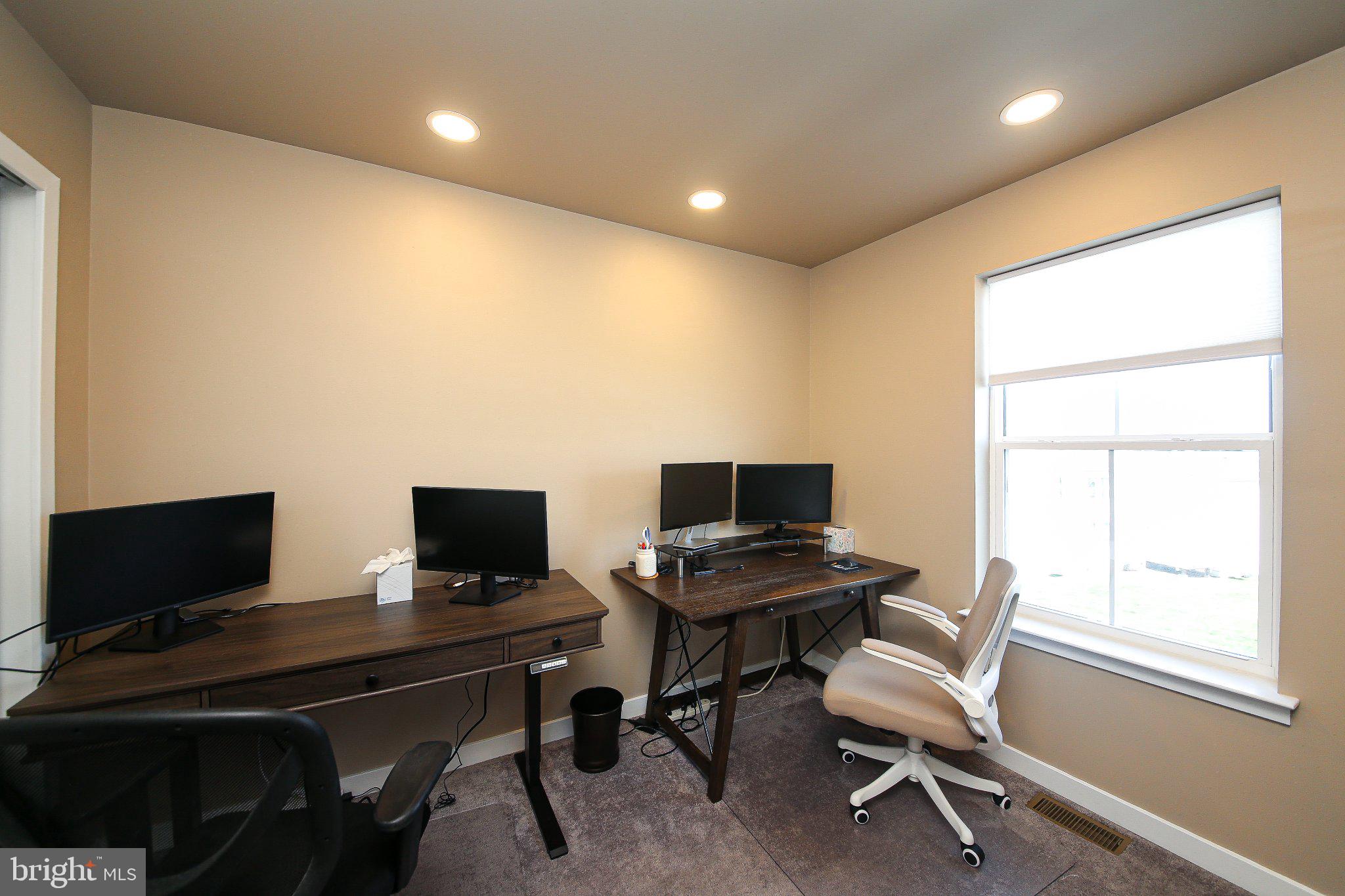 BROOKSIDE COURT AT UPPER SAUCON - Residential