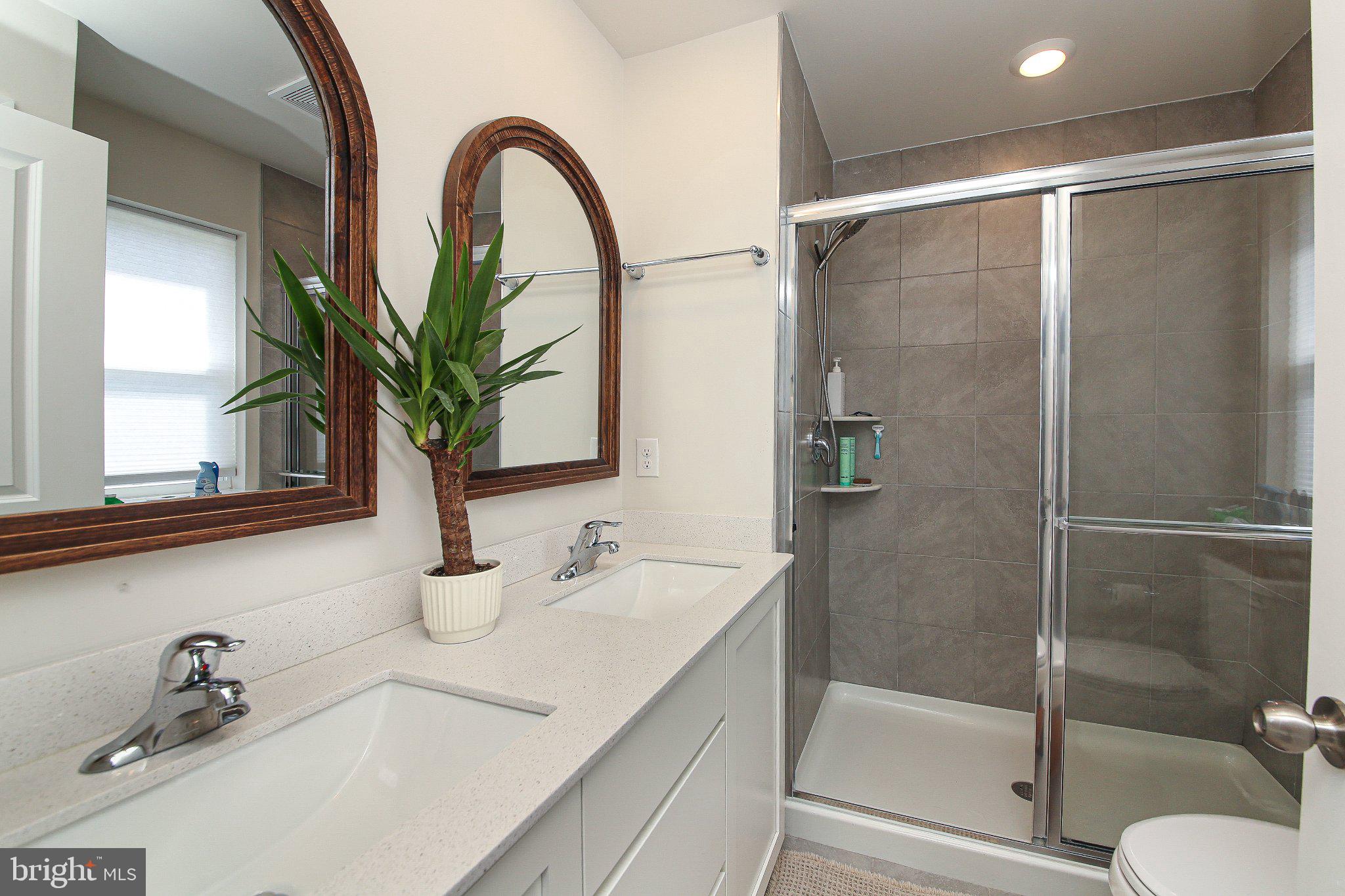 BROOKSIDE COURT AT UPPER SAUCON - Residential