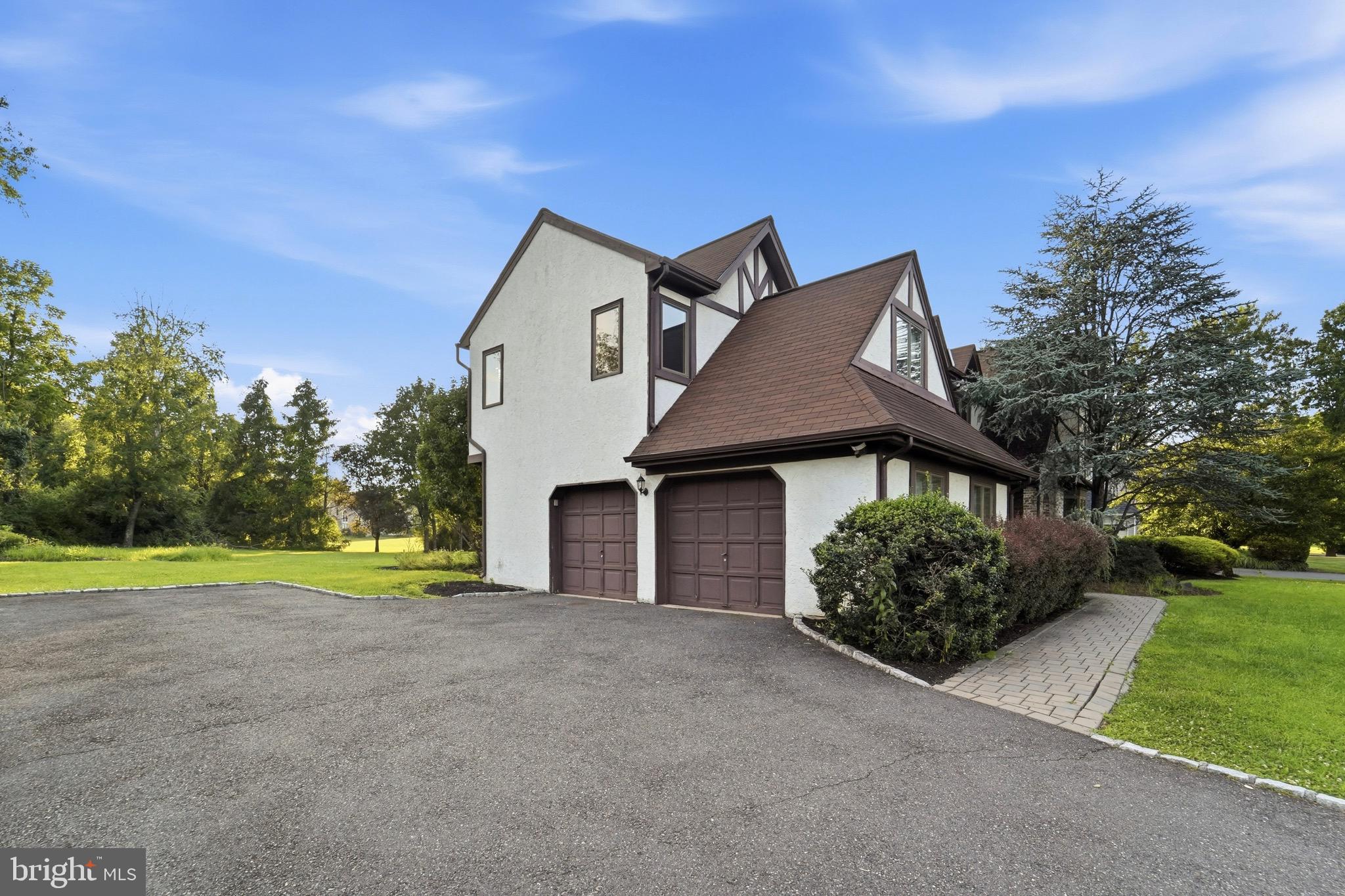 3 N FIELD COURT