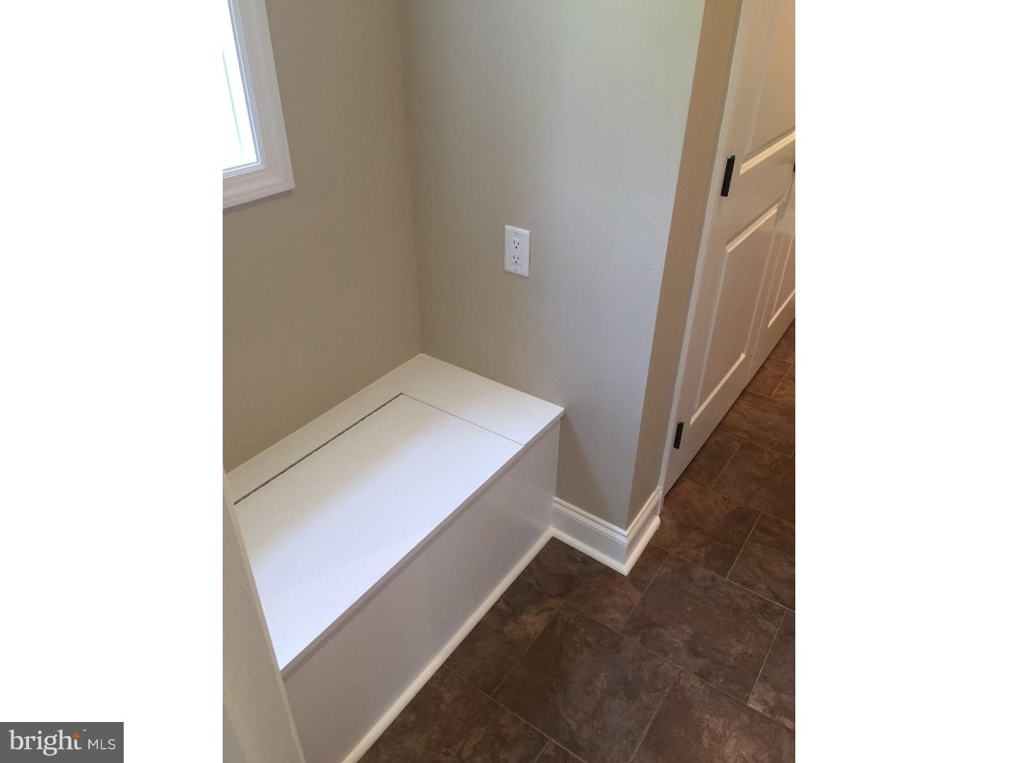 LYNNWOOD - Residential