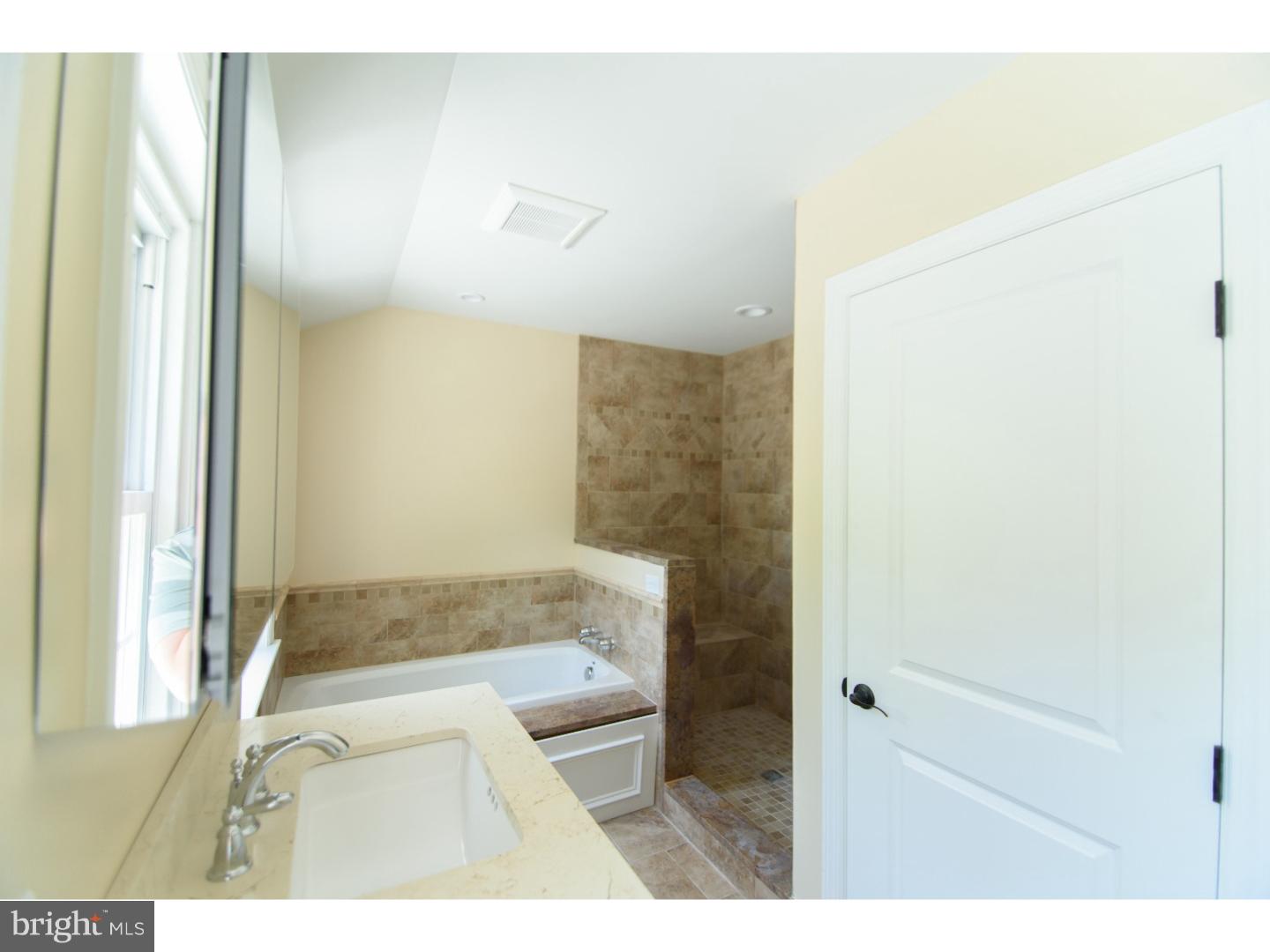 LYNNWOOD - Residential