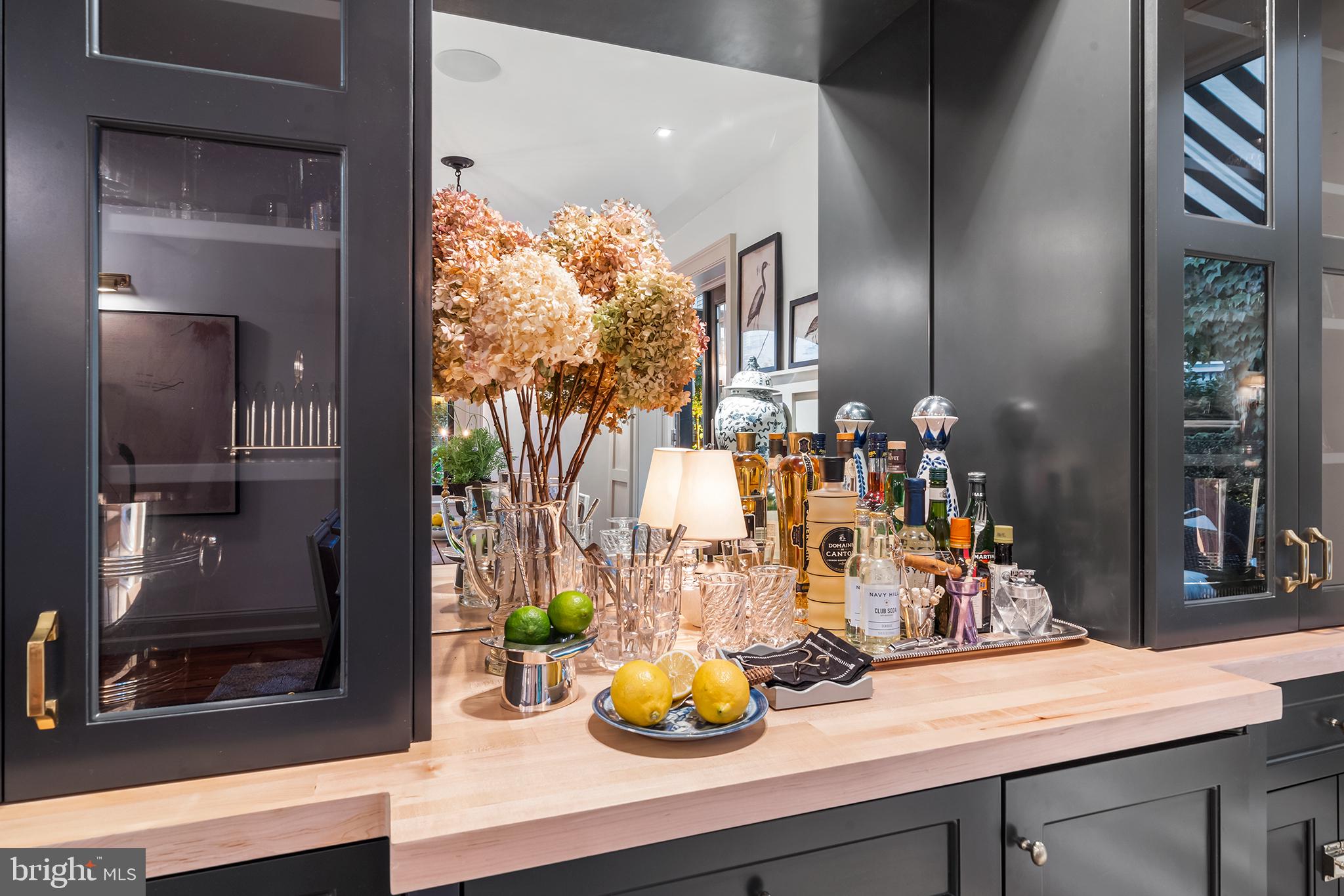 GRADUATE HOSPITAL - Residential