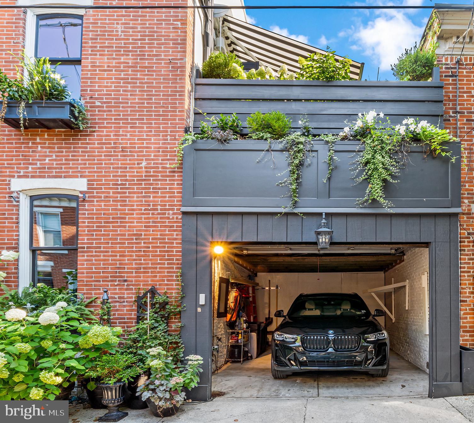 GRADUATE HOSPITAL - Residential