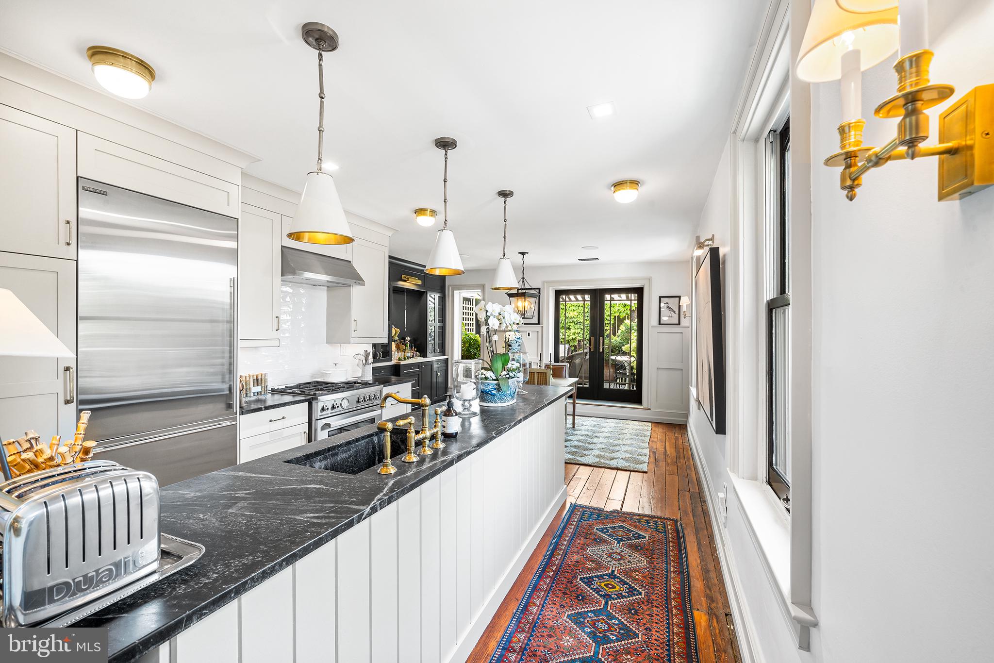 GRADUATE HOSPITAL - Residential