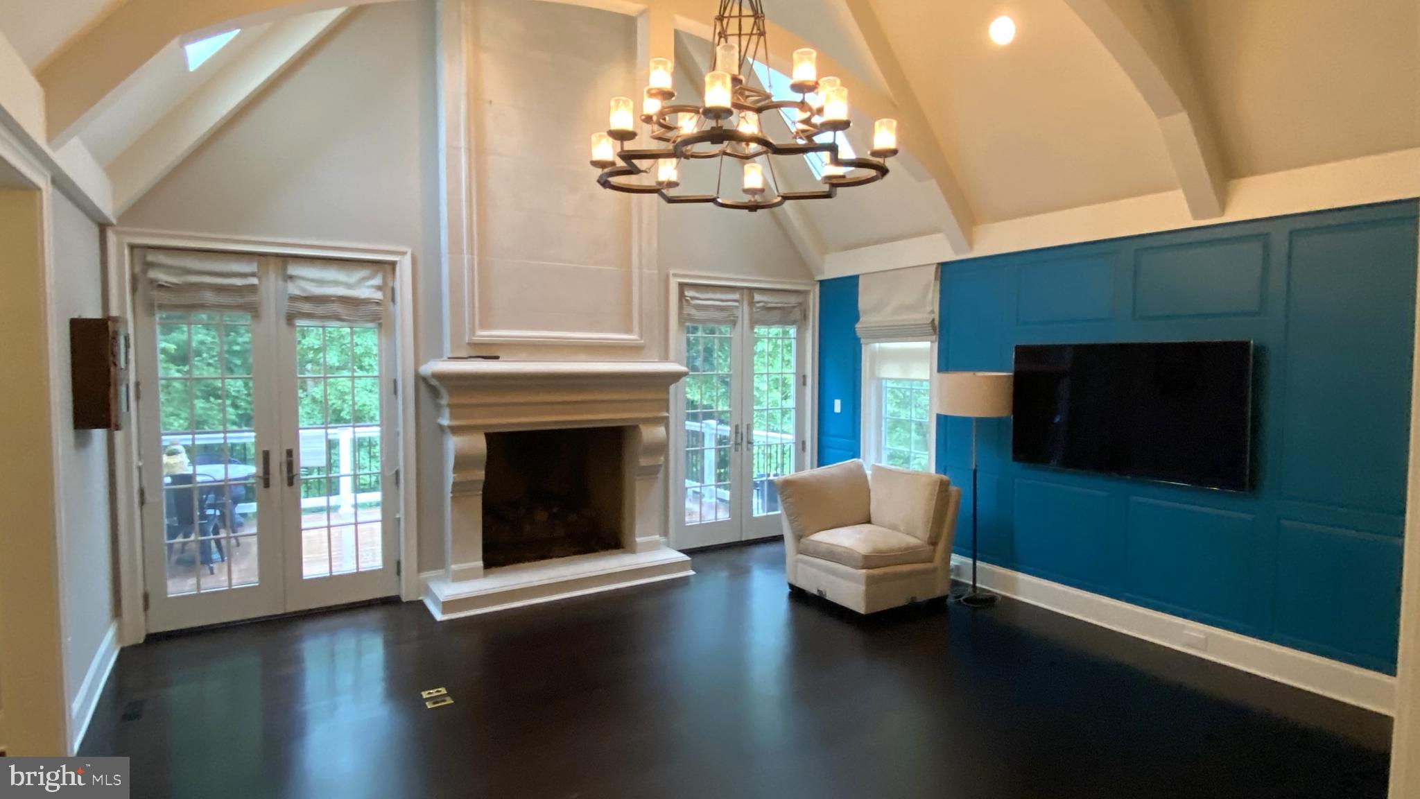 HAVERFORD RESERVE - Residential