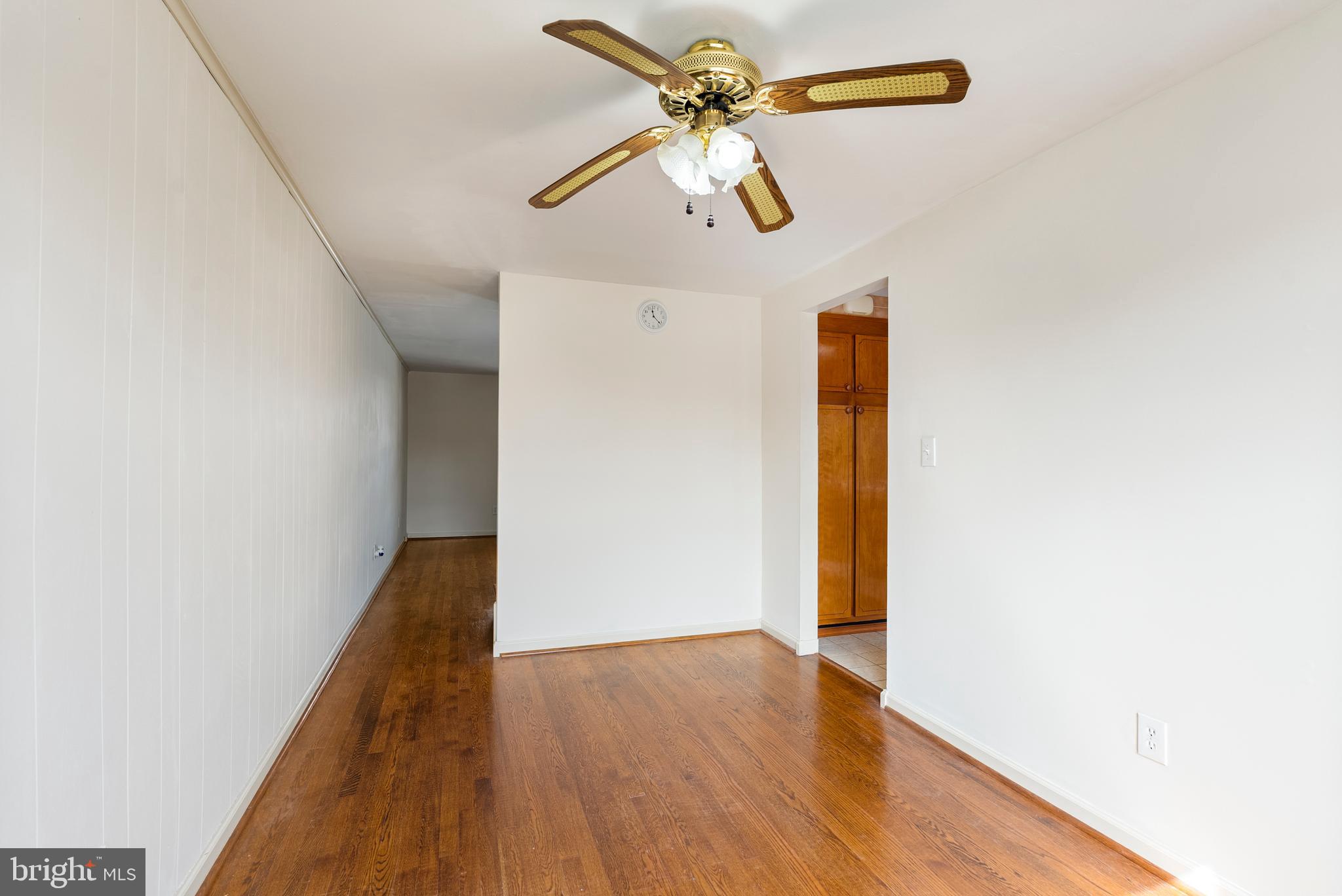 FOX RIDGE MANOR - Residential