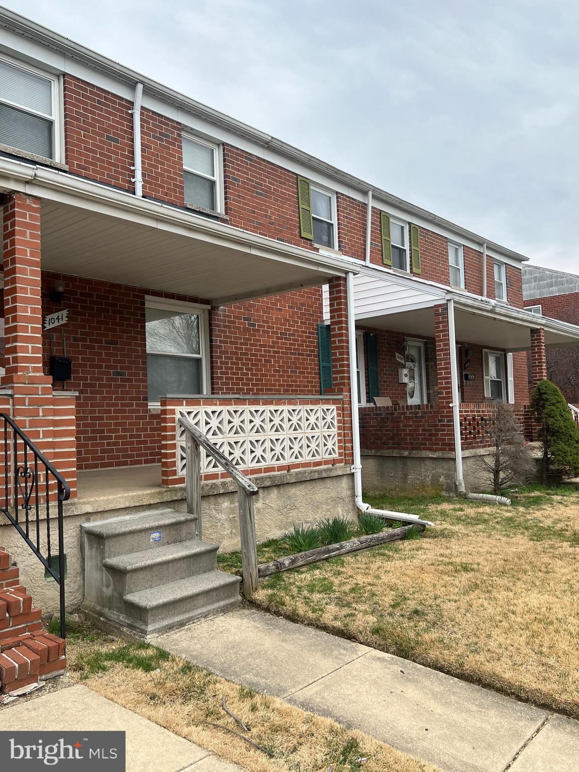 FOX RIDGE MANOR - Residential