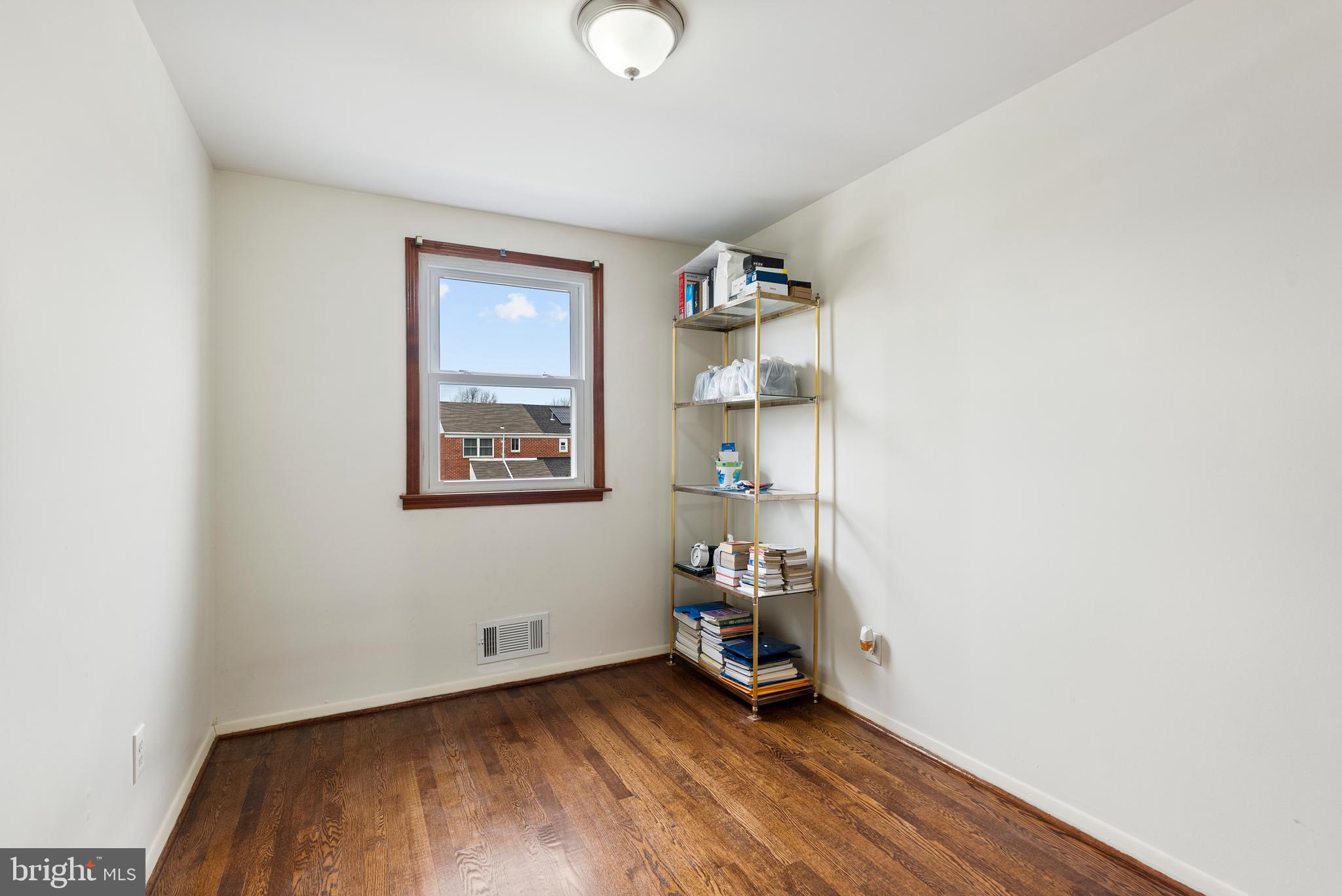 FOX RIDGE MANOR - Residential