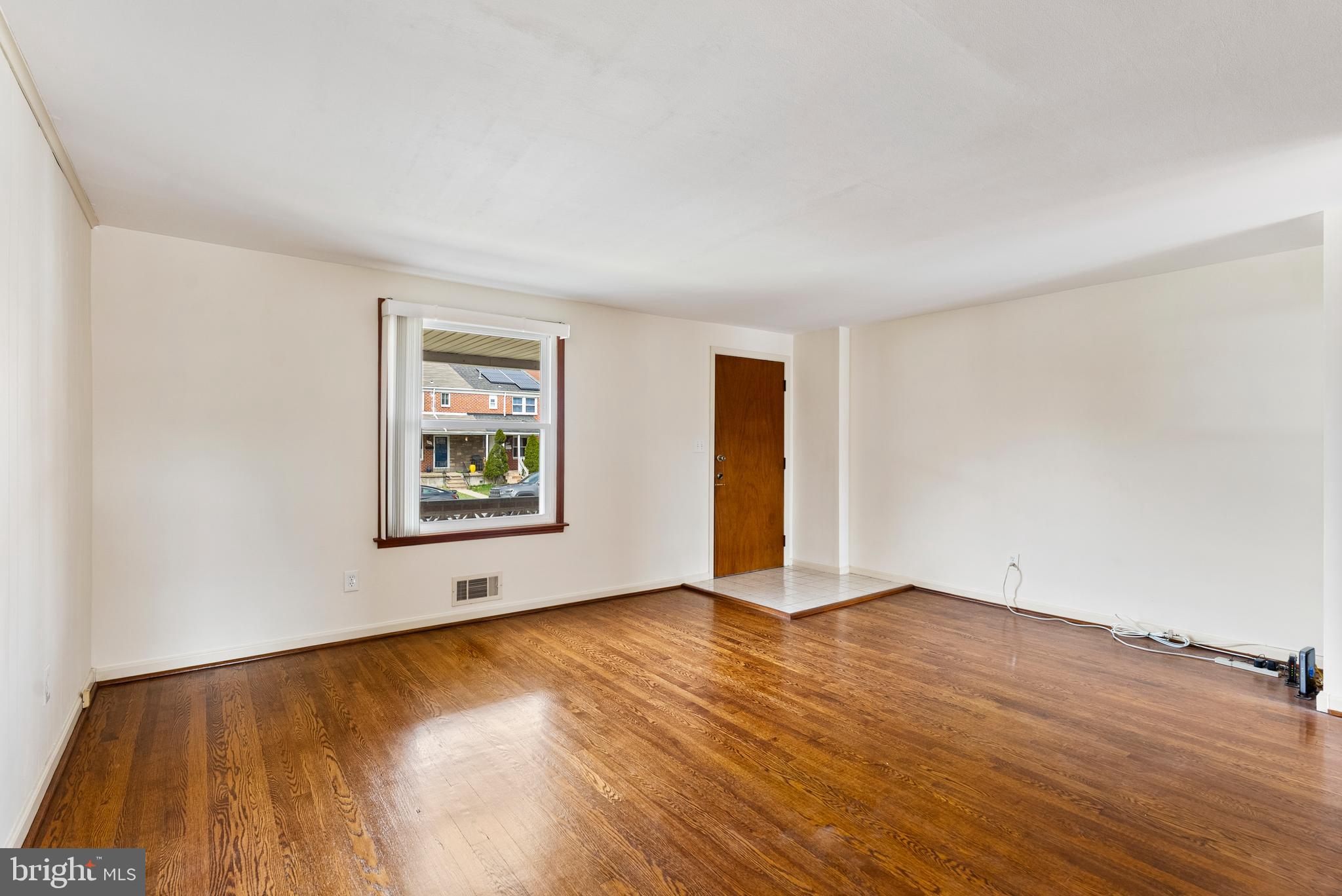 FOX RIDGE MANOR - Residential