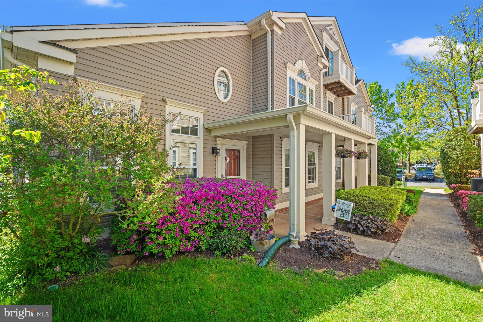 43426 EDGECLIFF TERRACE
