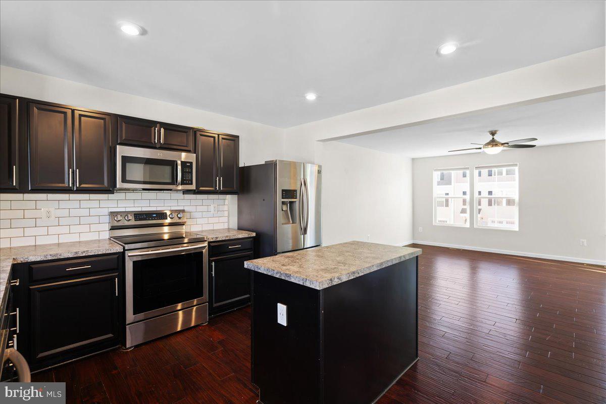 REGENTS CREST - Residential Lease