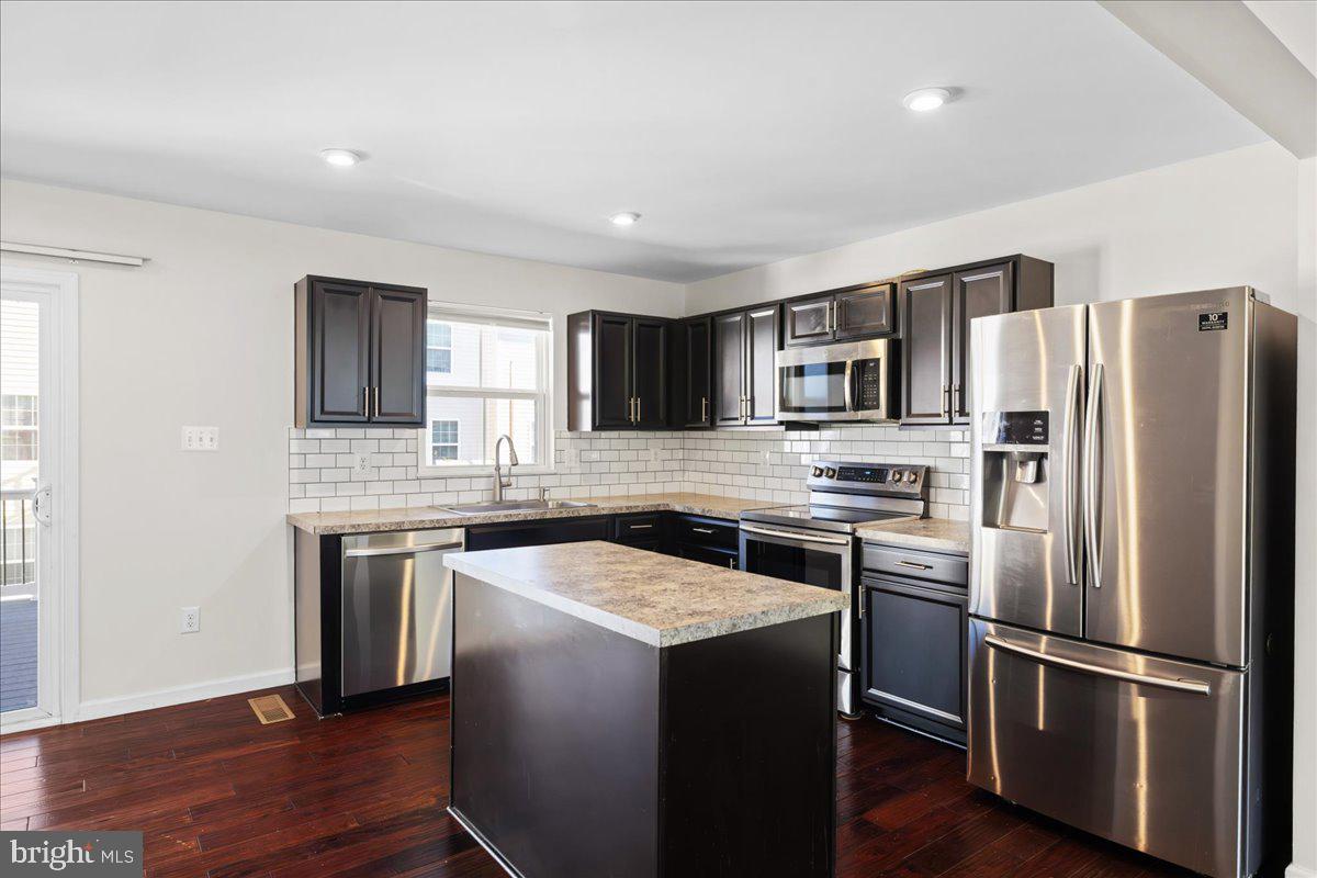 REGENTS CREST - Residential Lease