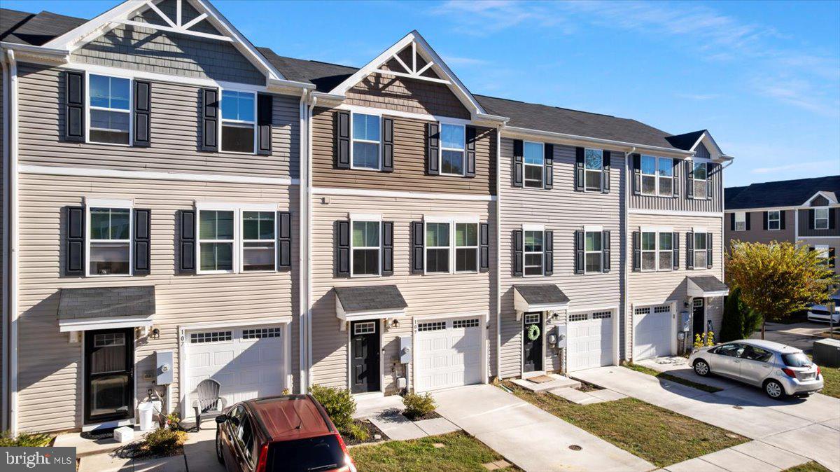 REGENTS CREST - Residential Lease