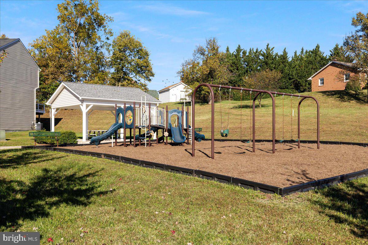 REGENTS CREST - Residential Lease