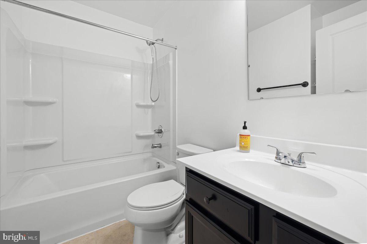 REGENTS CREST - Residential Lease